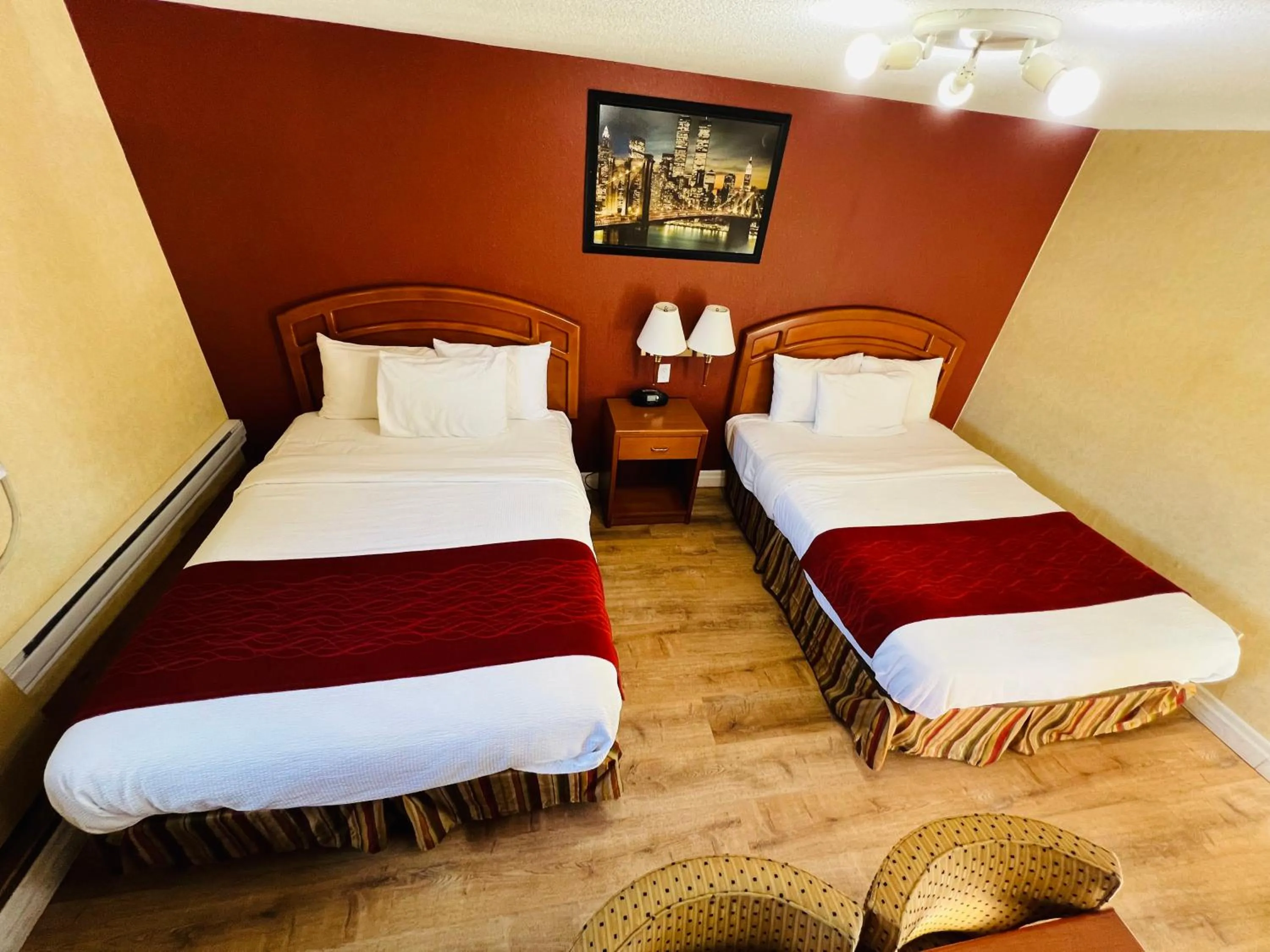 Bed in Bestway Motel