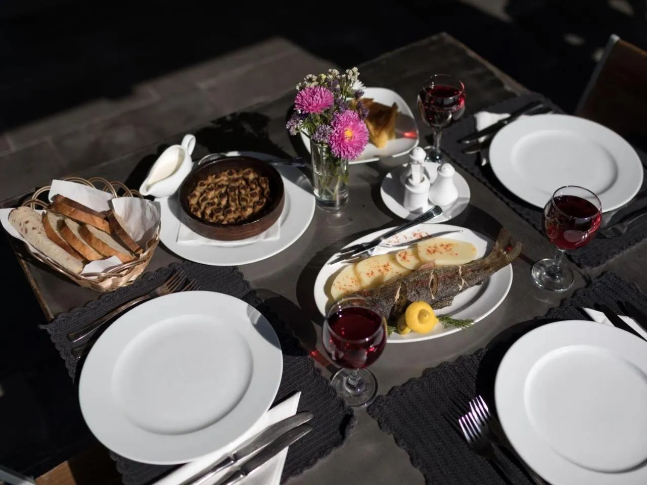 Food and drinks in Tufenkian Avan Marak Tsapatagh Hotel