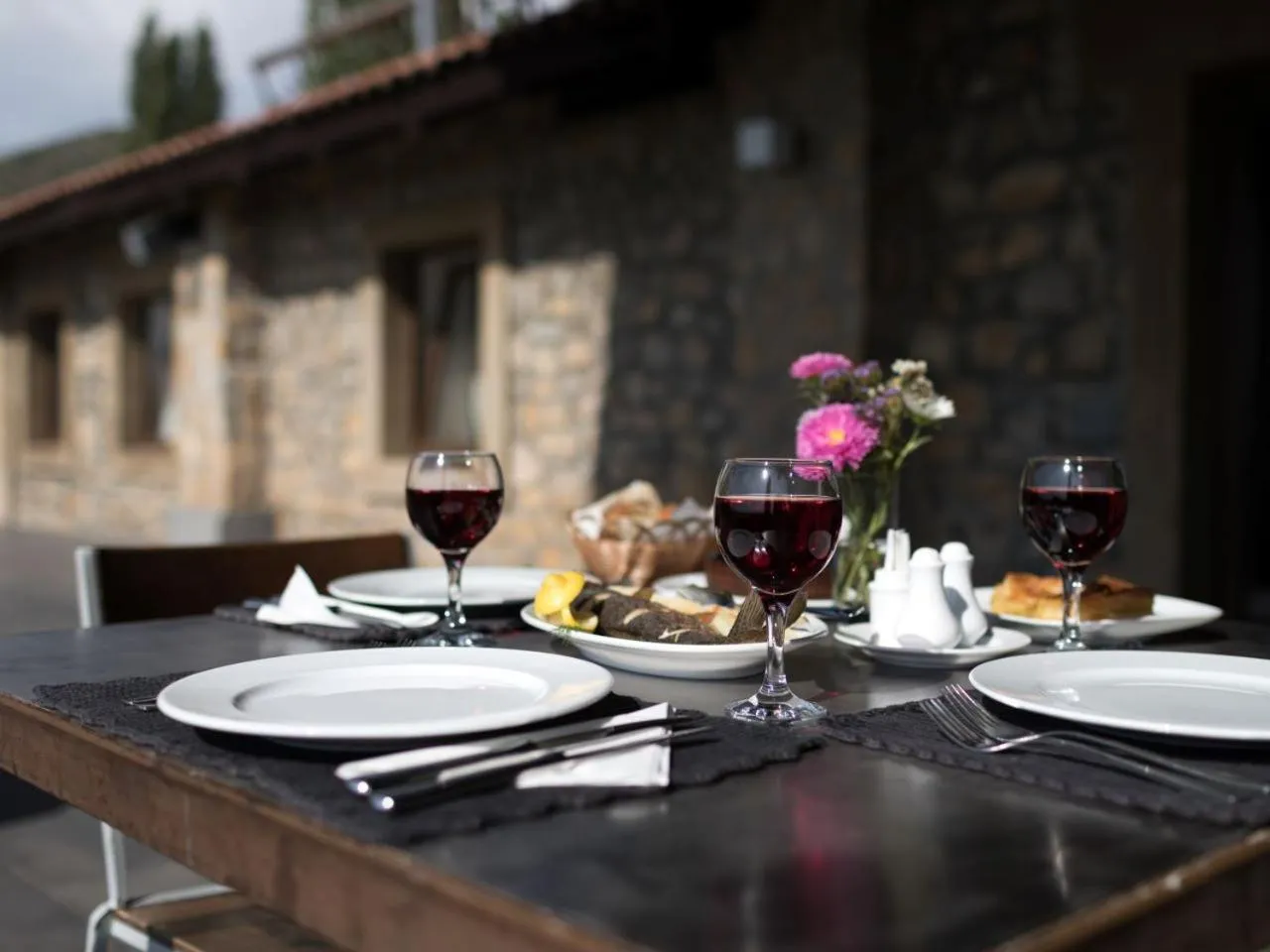 Restaurant/places to eat in Tufenkian Avan Marak Tsapatagh Hotel