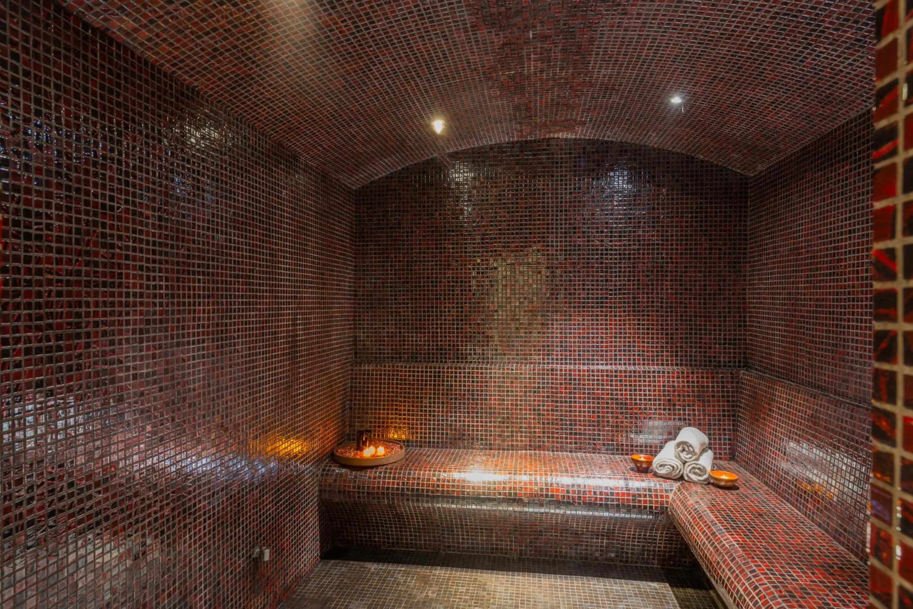 Sauna in Narcissus Obhur Resort & Spa