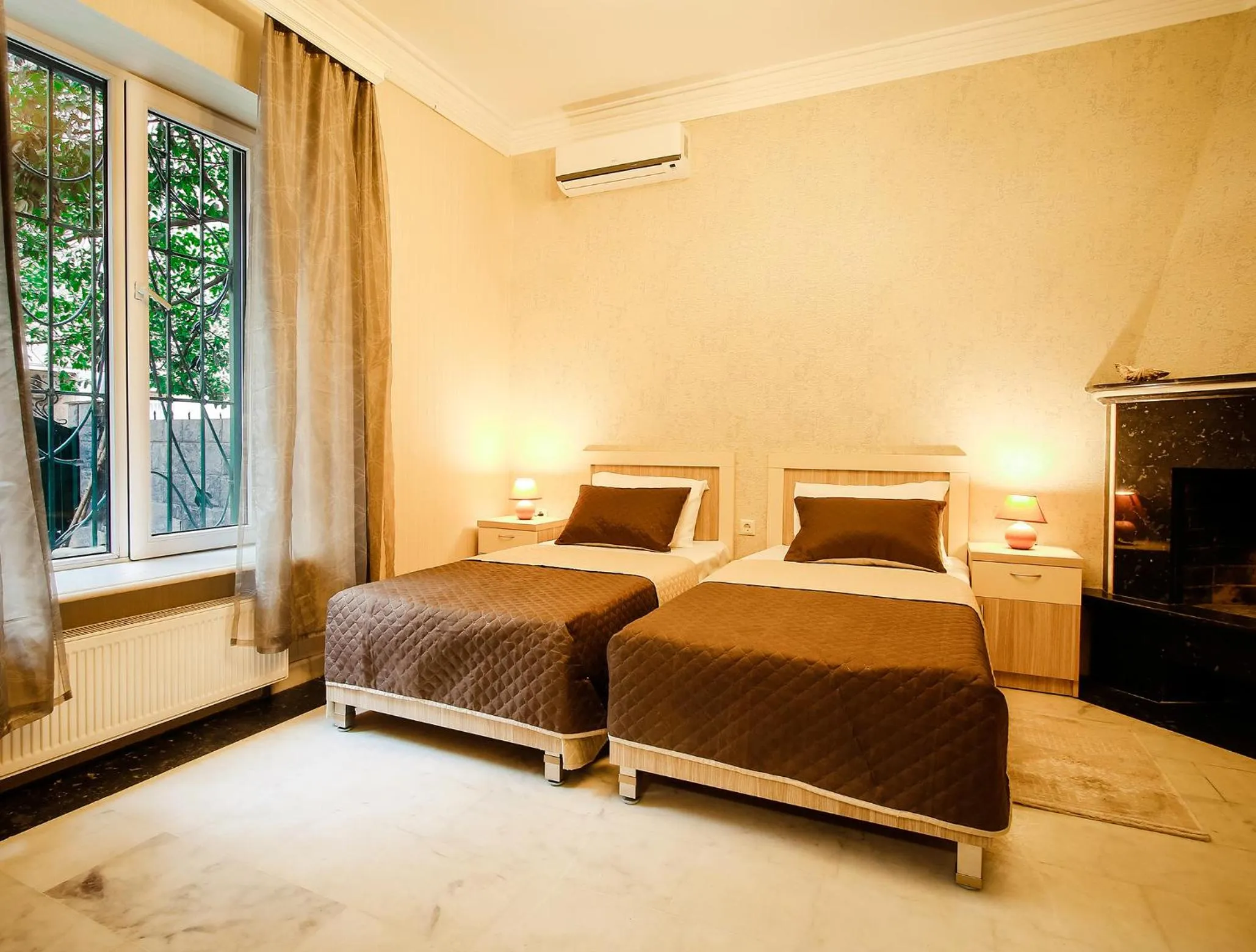 Bed in Hotel Toma's House