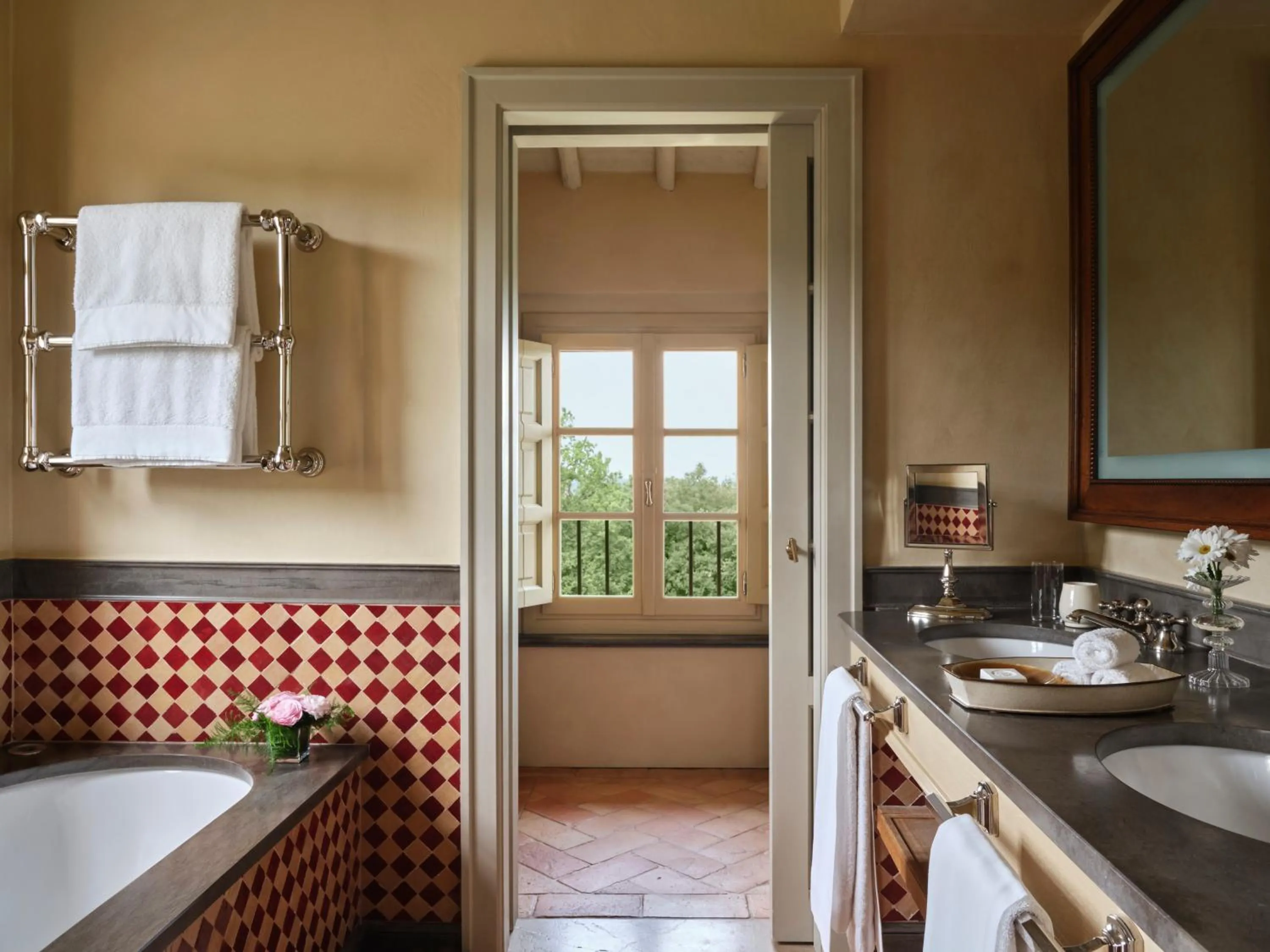 Bathroom in Rosewood Castiglion del Bosco