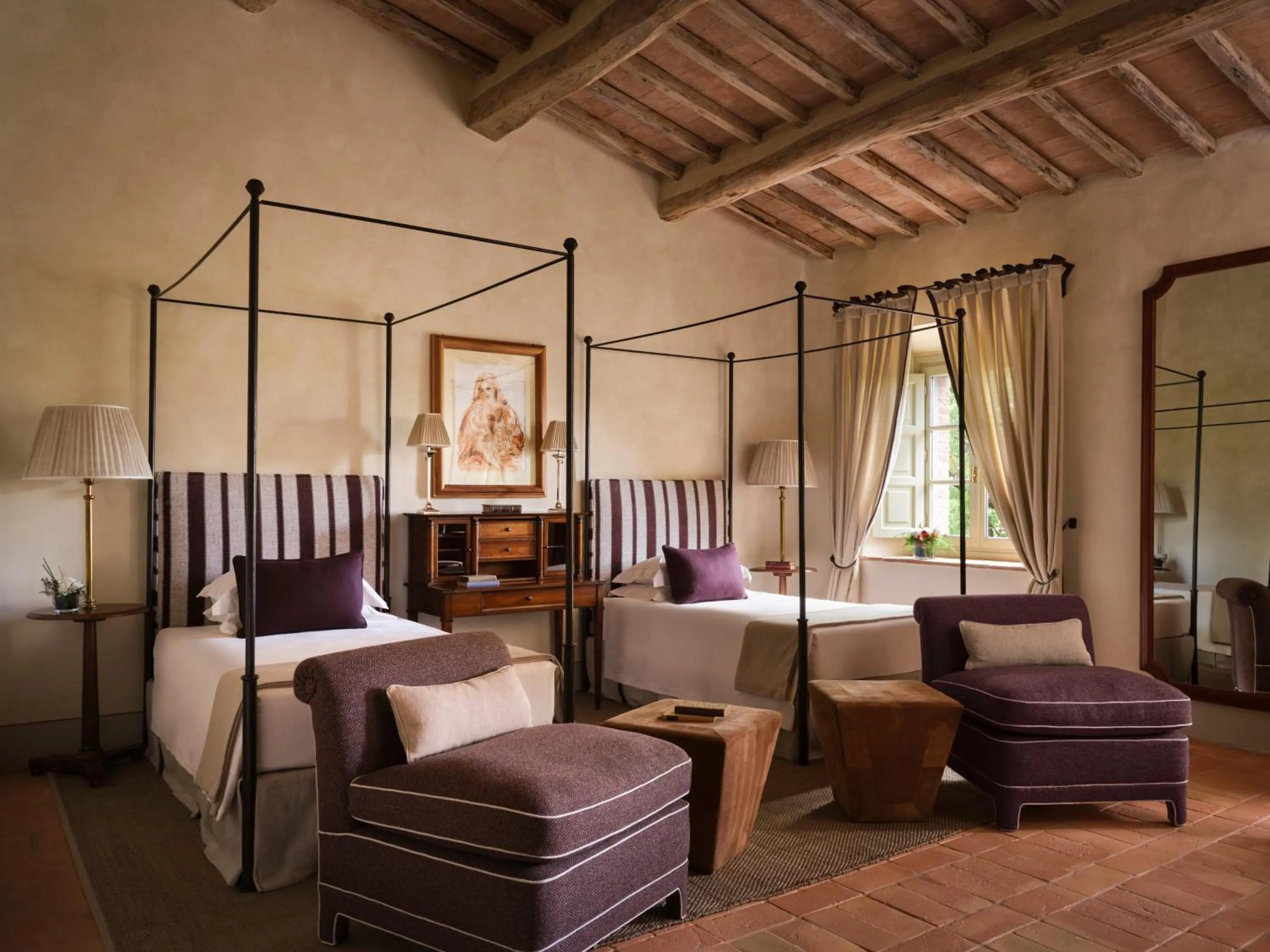 Bed in Rosewood Castiglion del Bosco