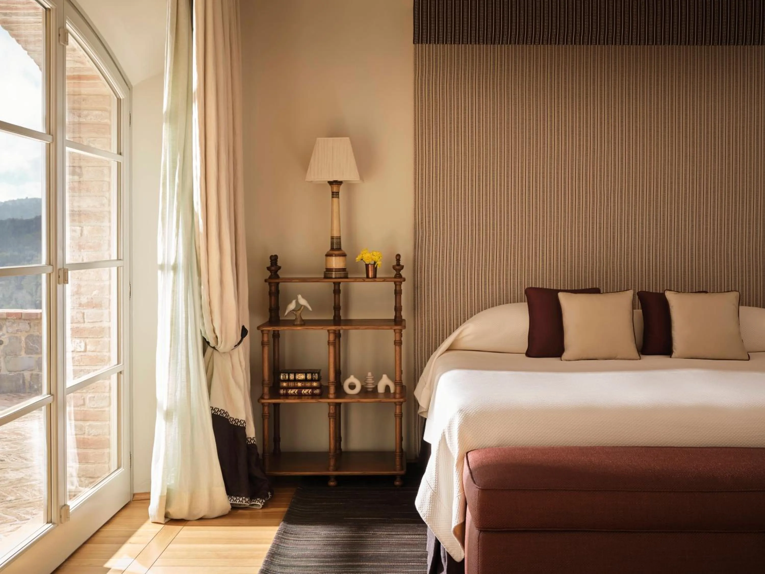 Bedroom, Bed in Rosewood Castiglion del Bosco