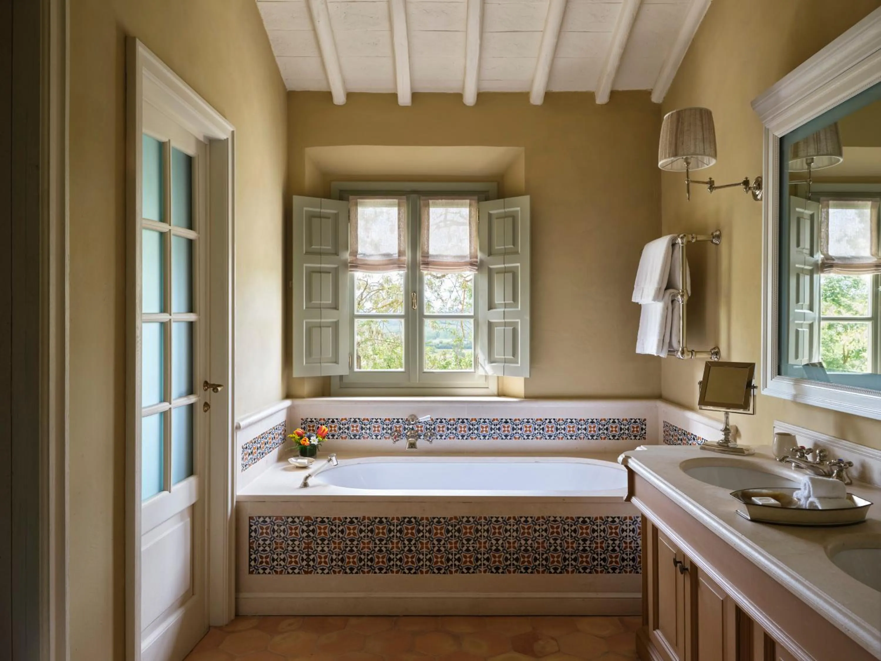 Bathroom in Rosewood Castiglion del Bosco