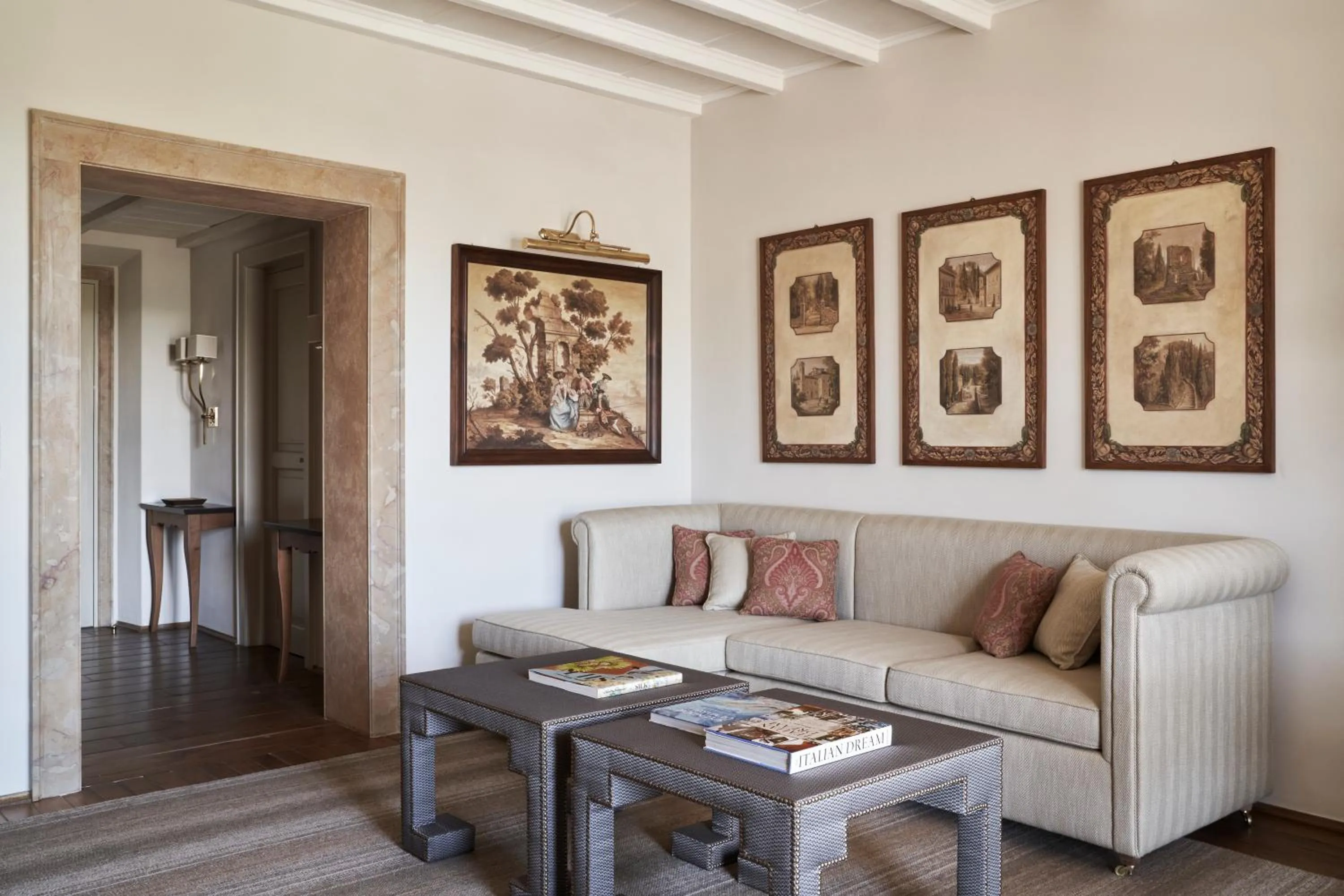 Living room in Rosewood Castiglion del Bosco