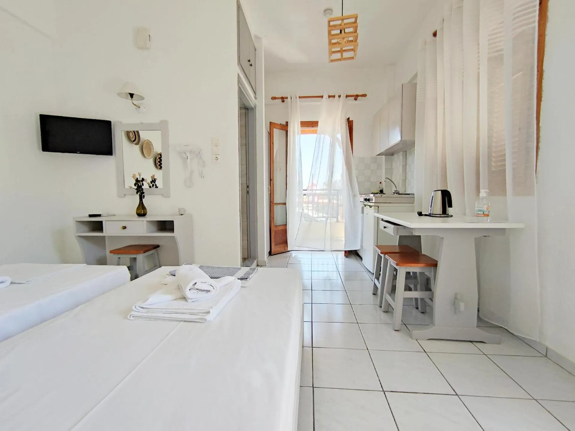 Bedroom, Bed in Emilia Apartments