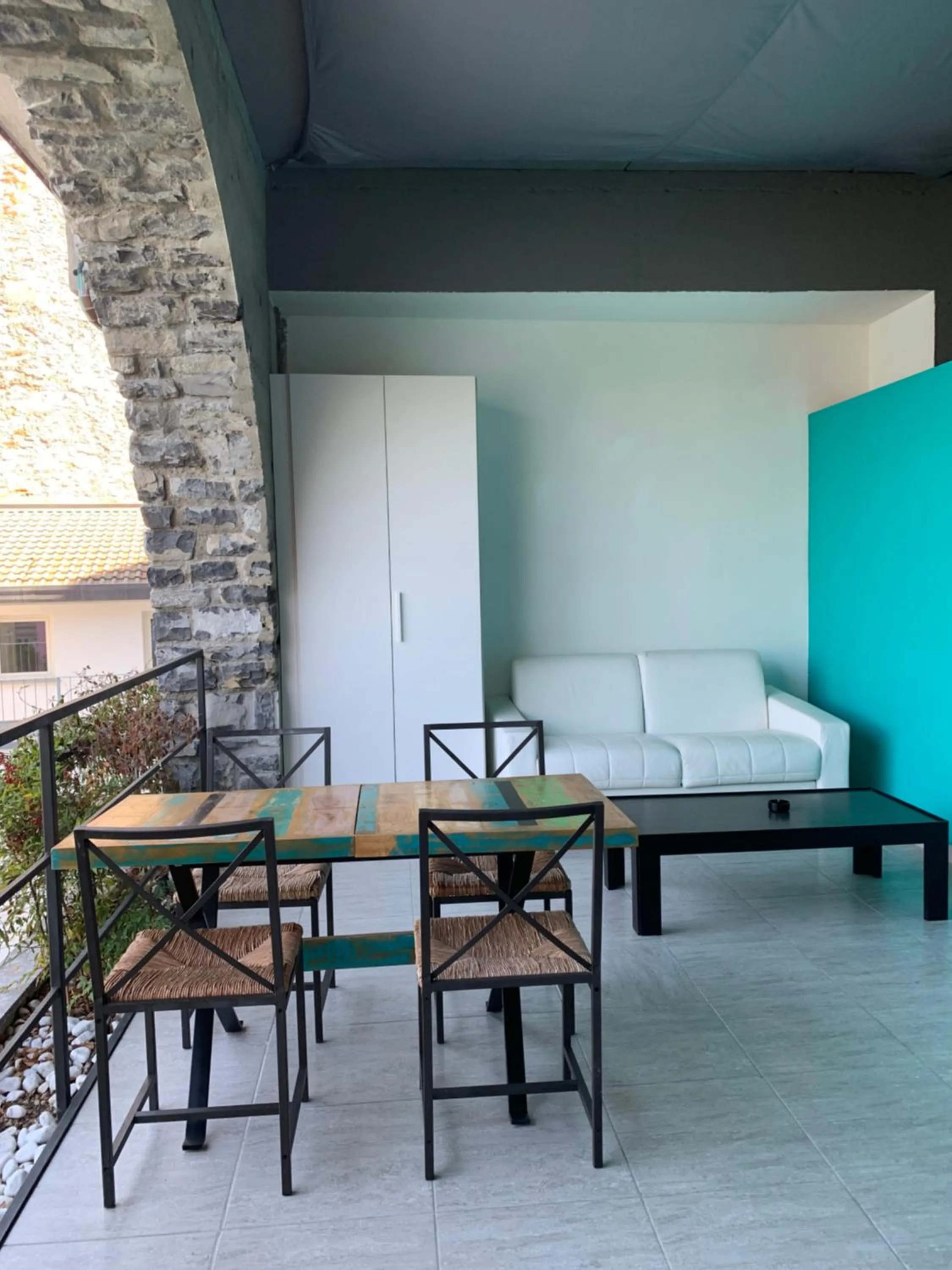 Patio in B&B Nest on the Lake