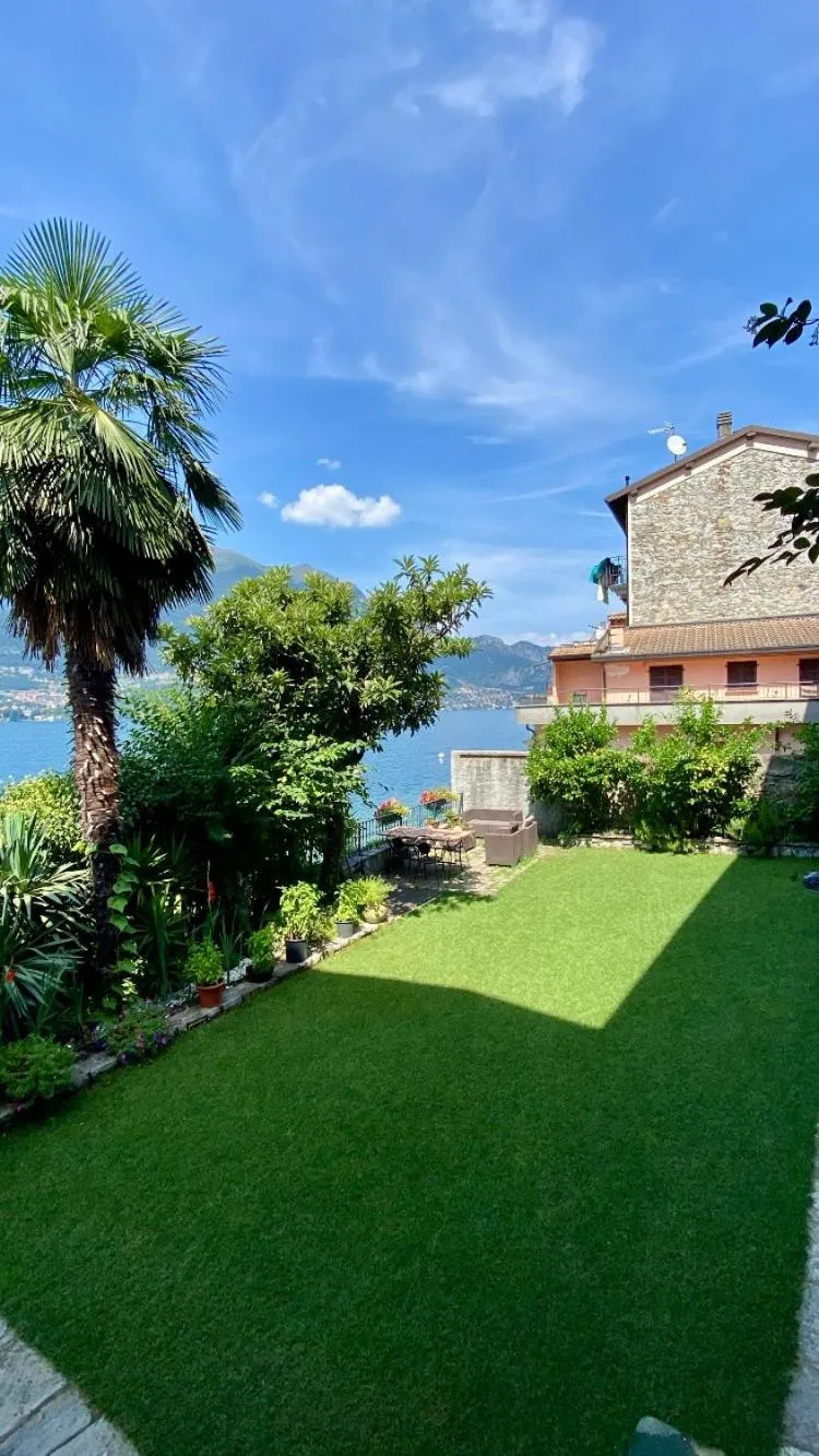 Property building in B&B Nest on the Lake
