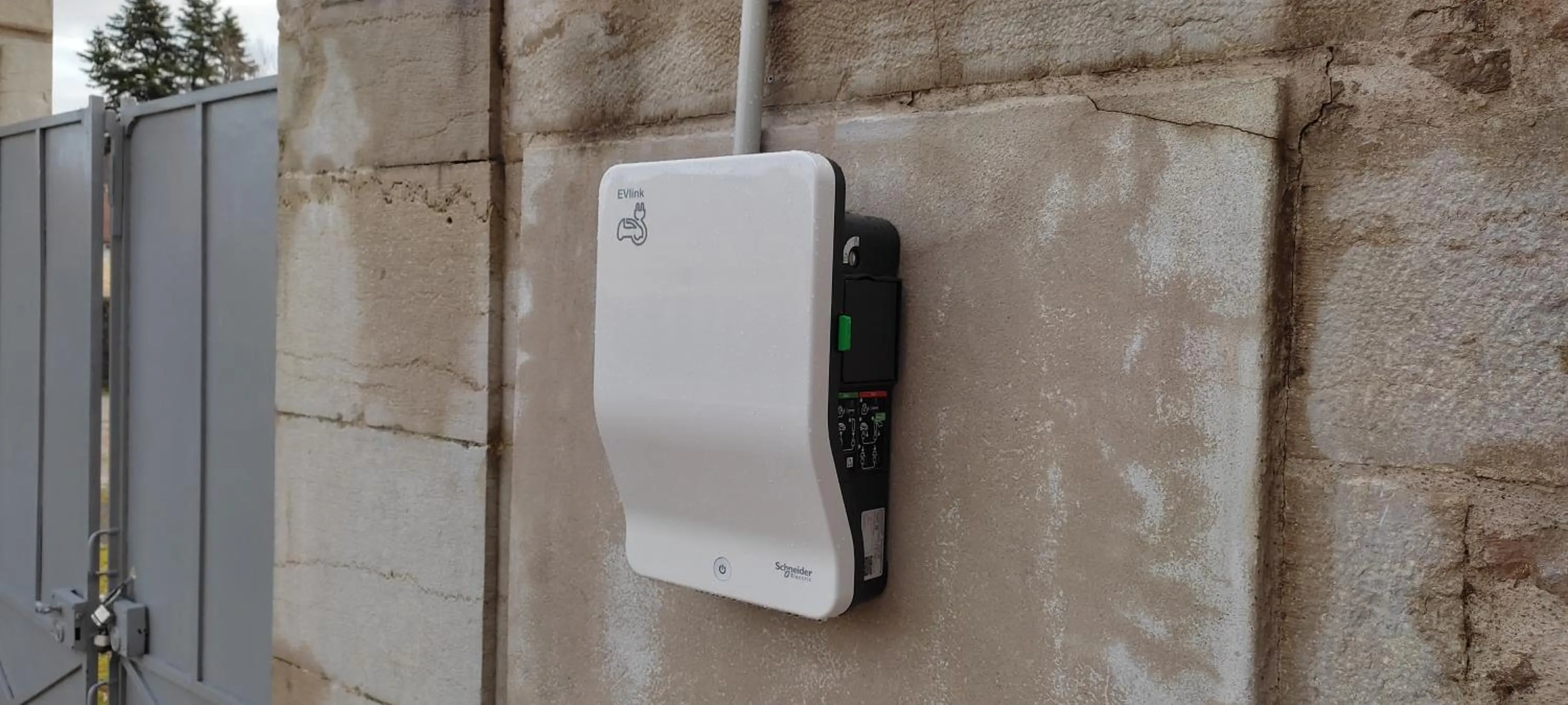 Property building in Le 49 Côté Parc & SPA