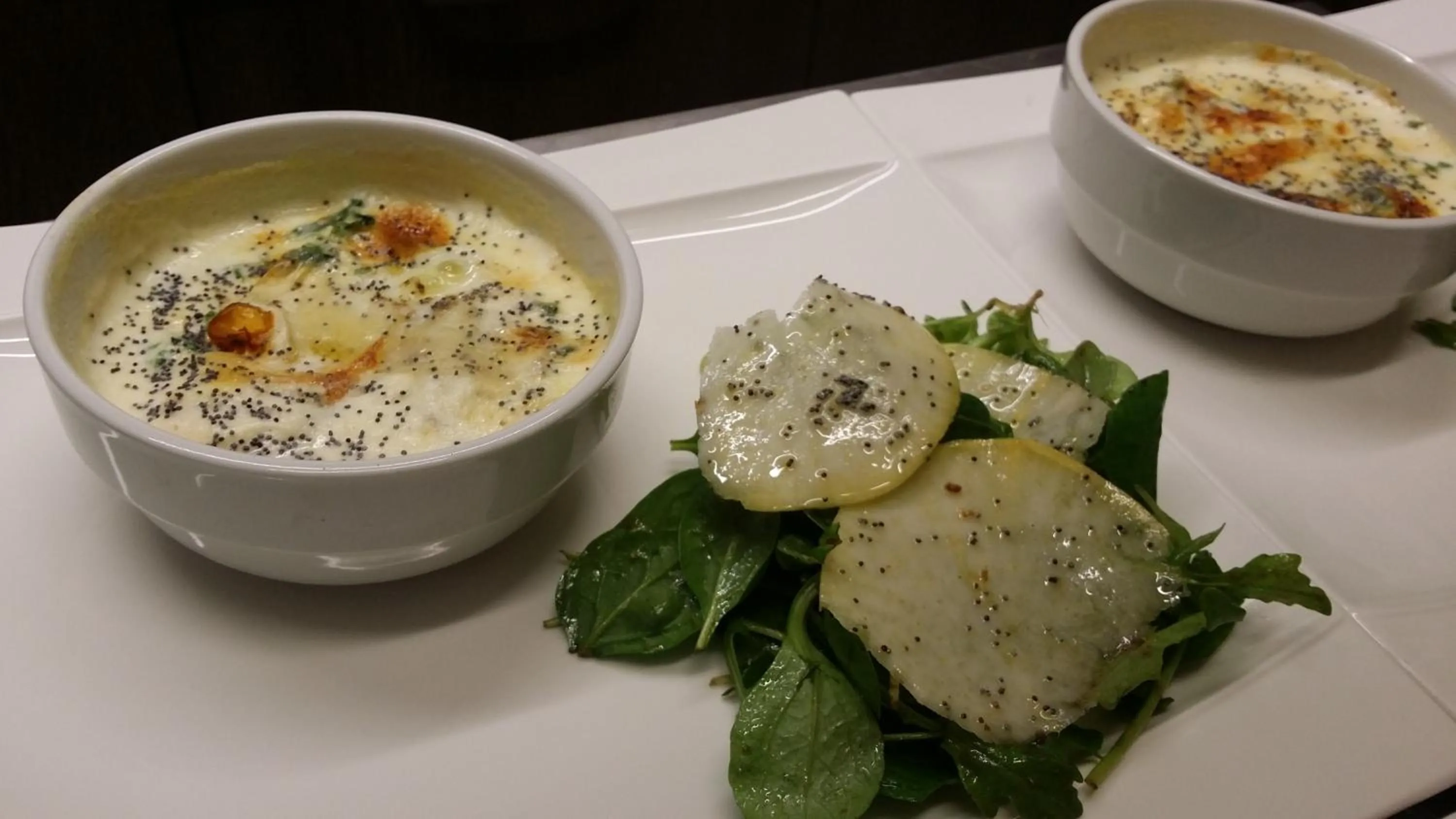 Meals in Le 49 Côté Parc & SPA