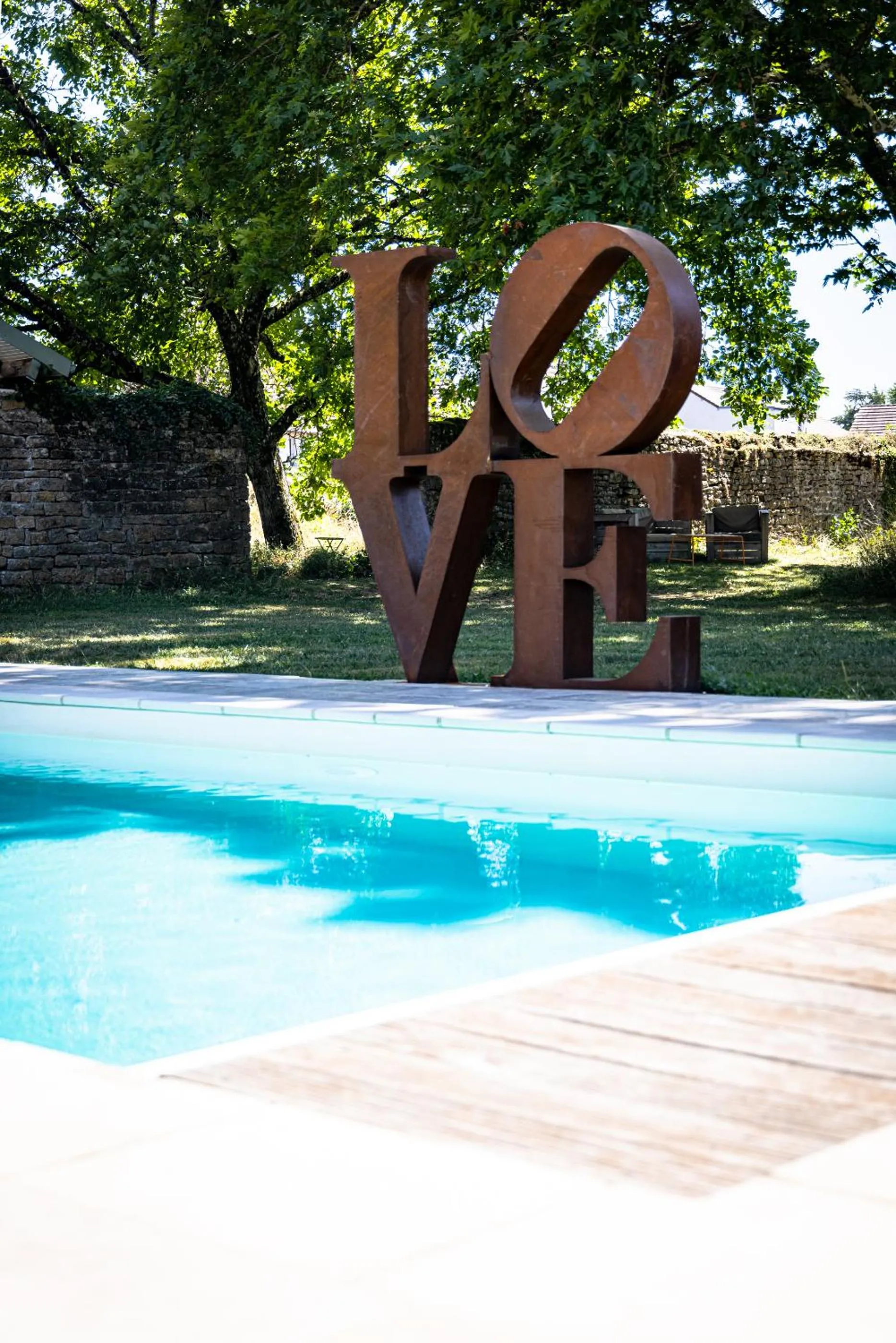 Pool view in Le 49 Côté Parc & SPA