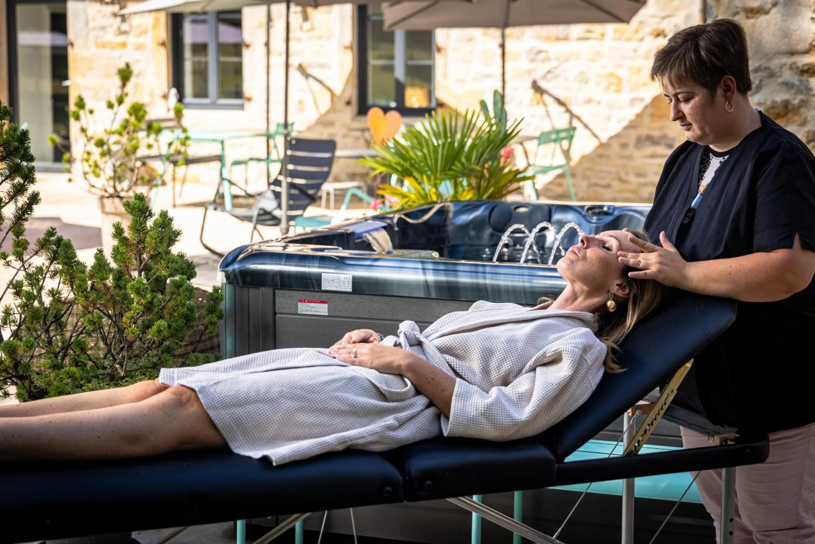 Natural landscape in Le 49 Côté Parc & SPA