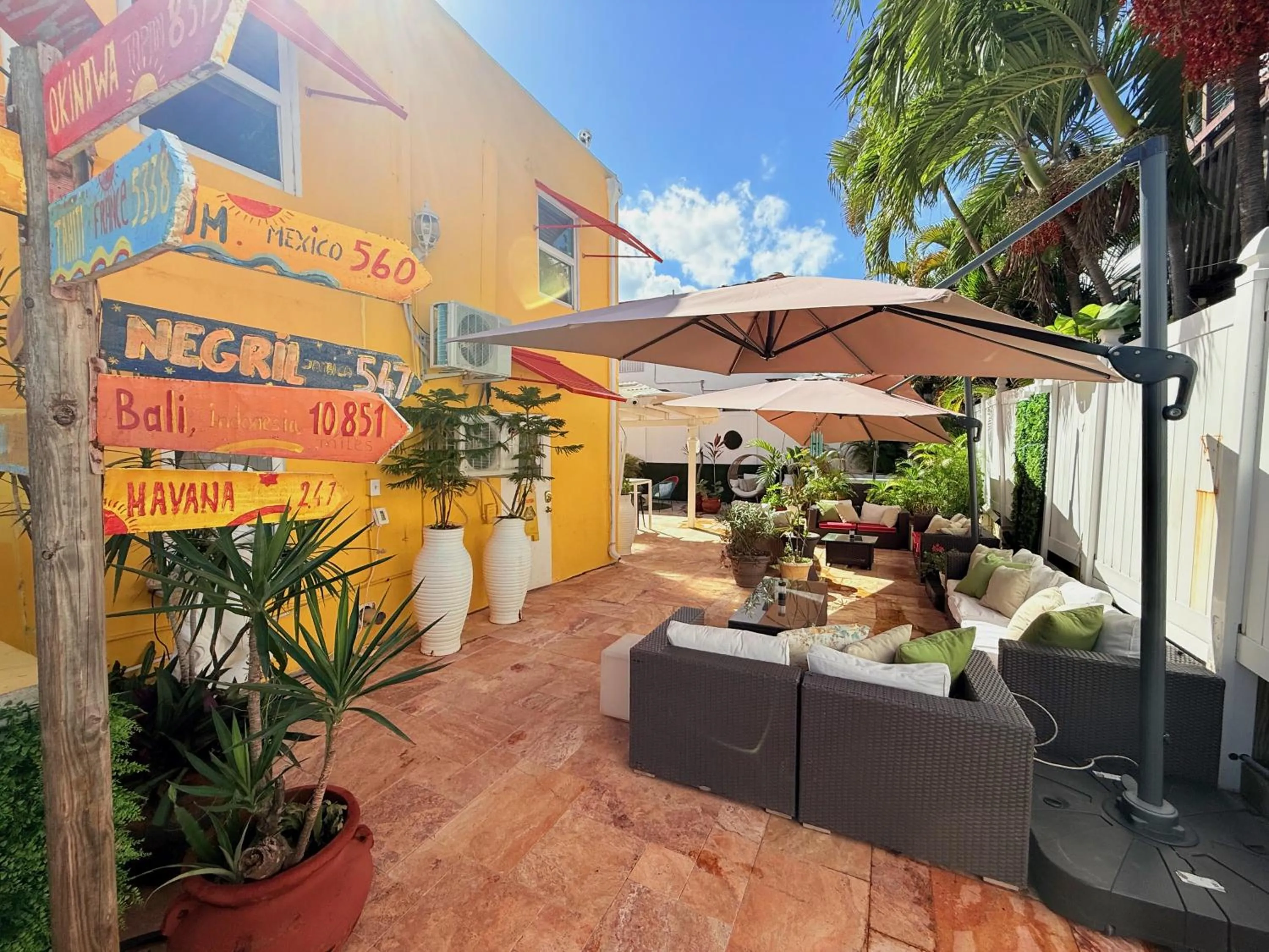 Property building in Sinclair Boutique Hotel