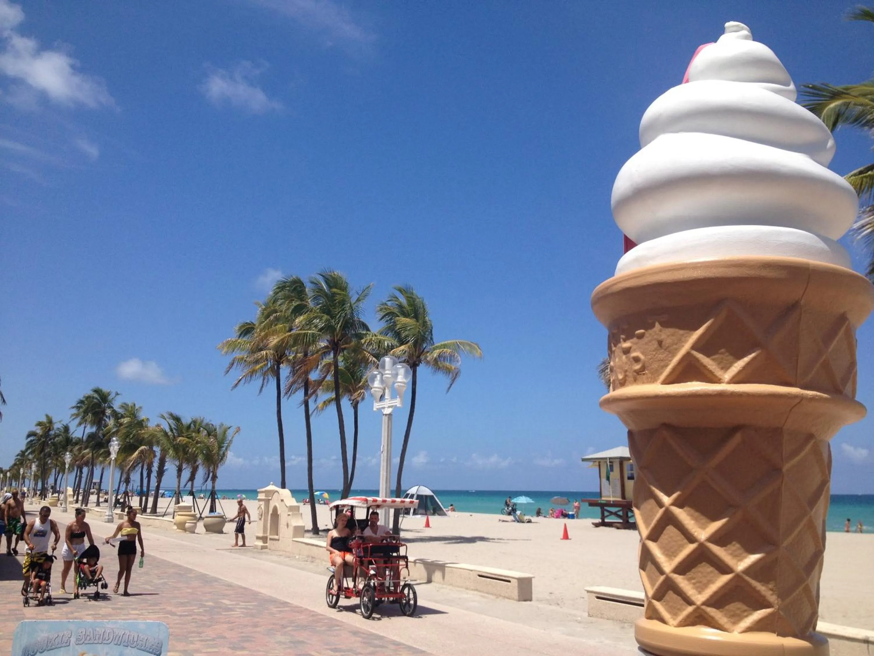 Restaurant/places to eat in Sinclair Boutique Hotel