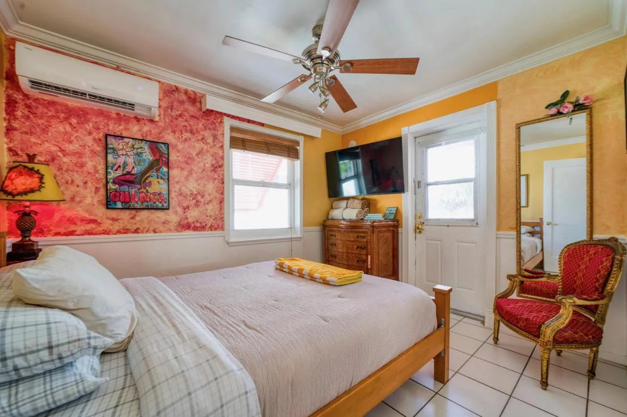 Bed in Sinclair Boutique Hotel