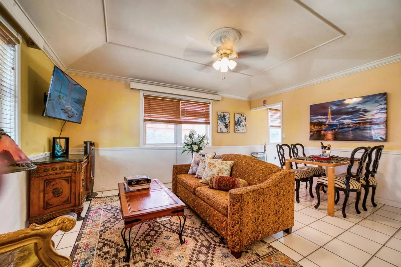 Sinclair Boutique Hotel