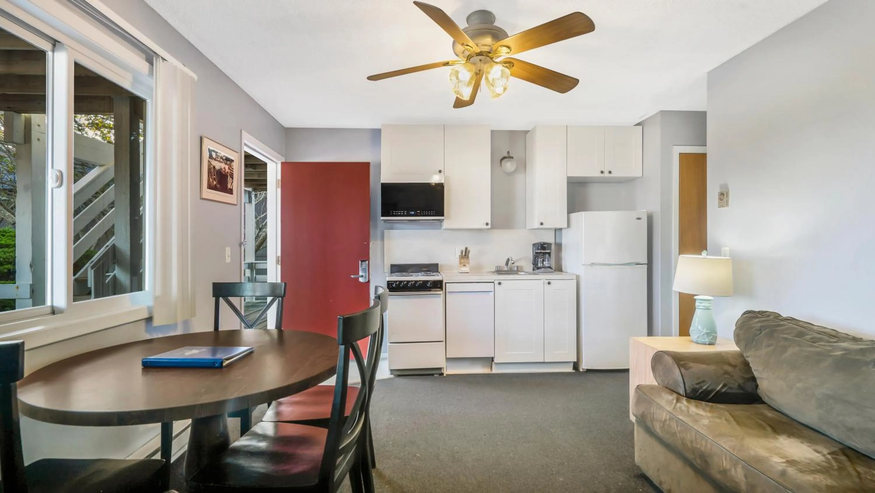 Montauk Oceanside Suites