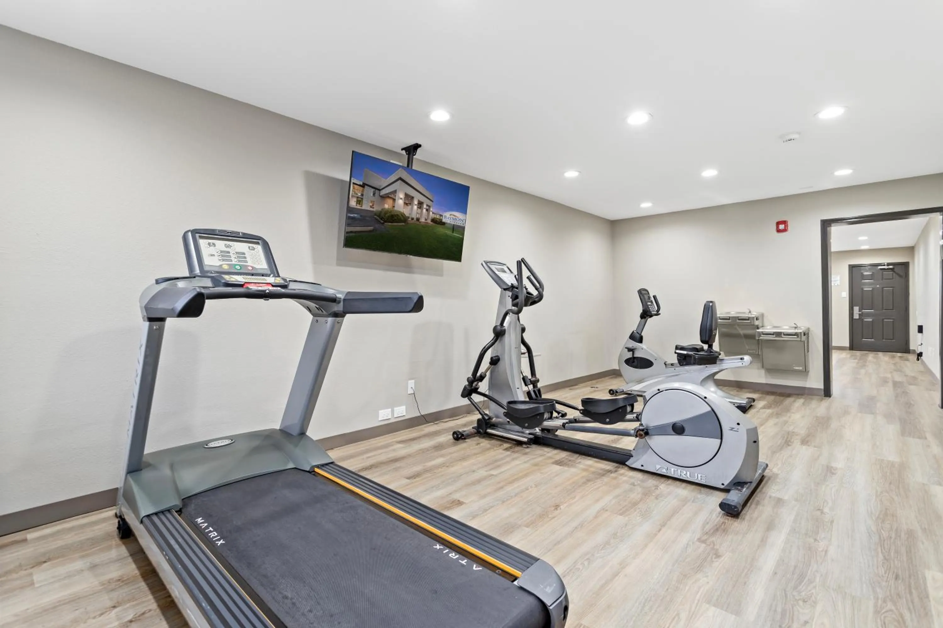 Fitness centre/facilities in Baymont by Wyndham Beaumont