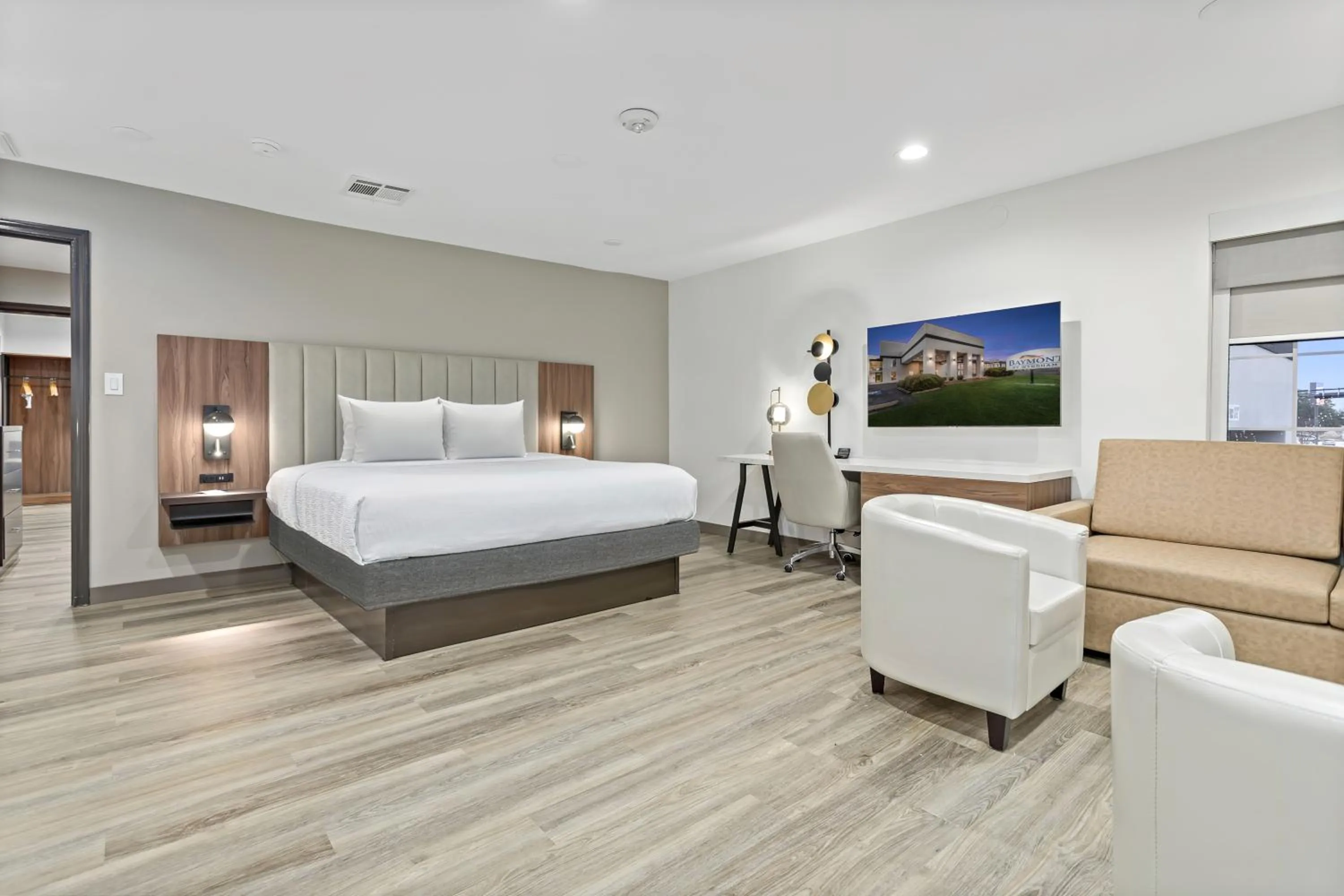 View (from property/room), Bed in Baymont by Wyndham Beaumont