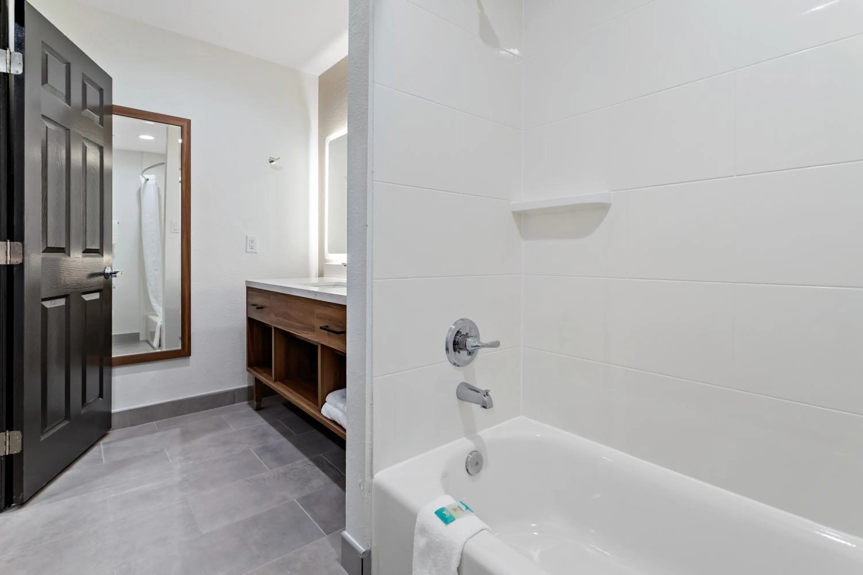 Bathroom in Baymont by Wyndham Beaumont