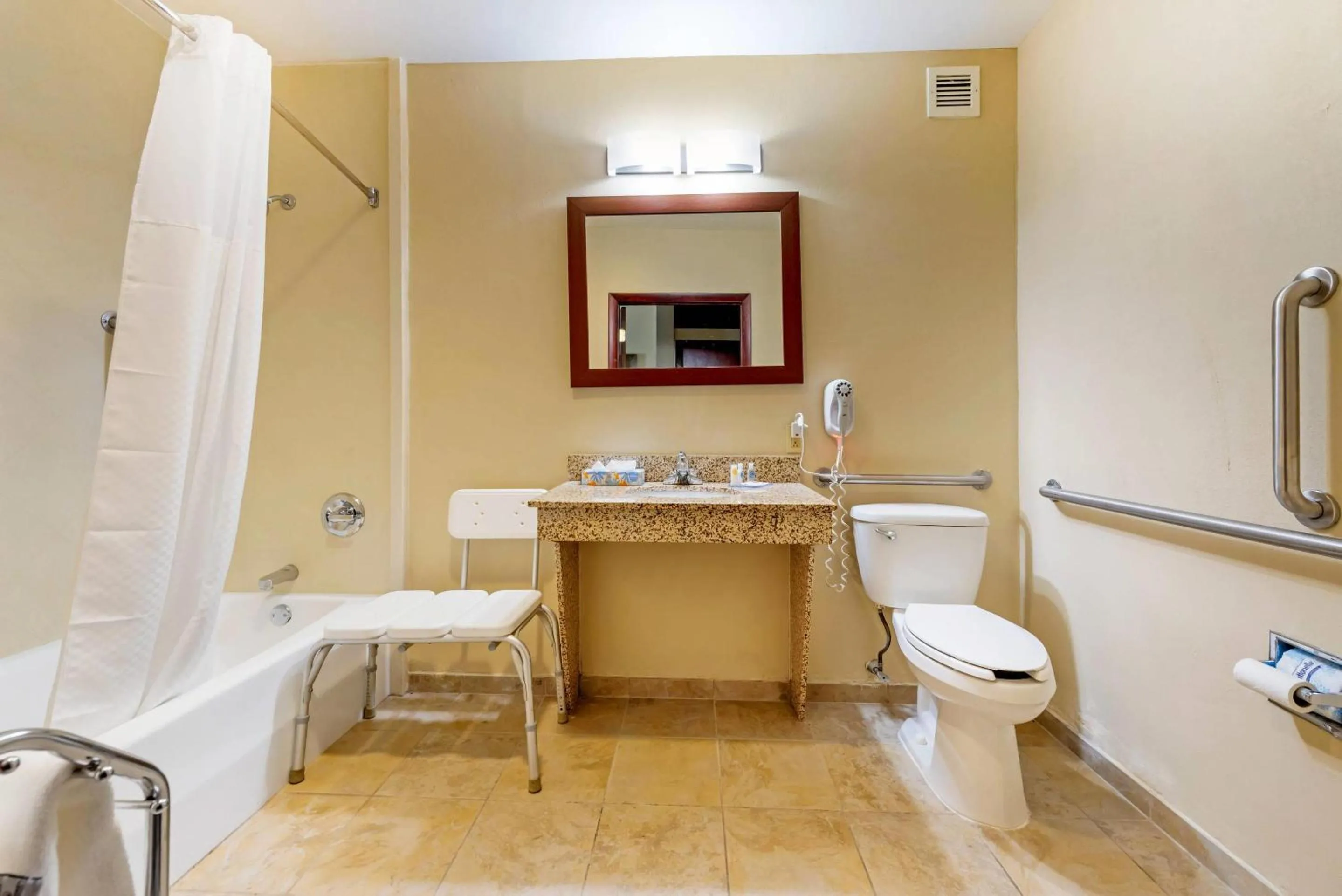 Bedroom in Comfort Inn & Suites Michigan City South