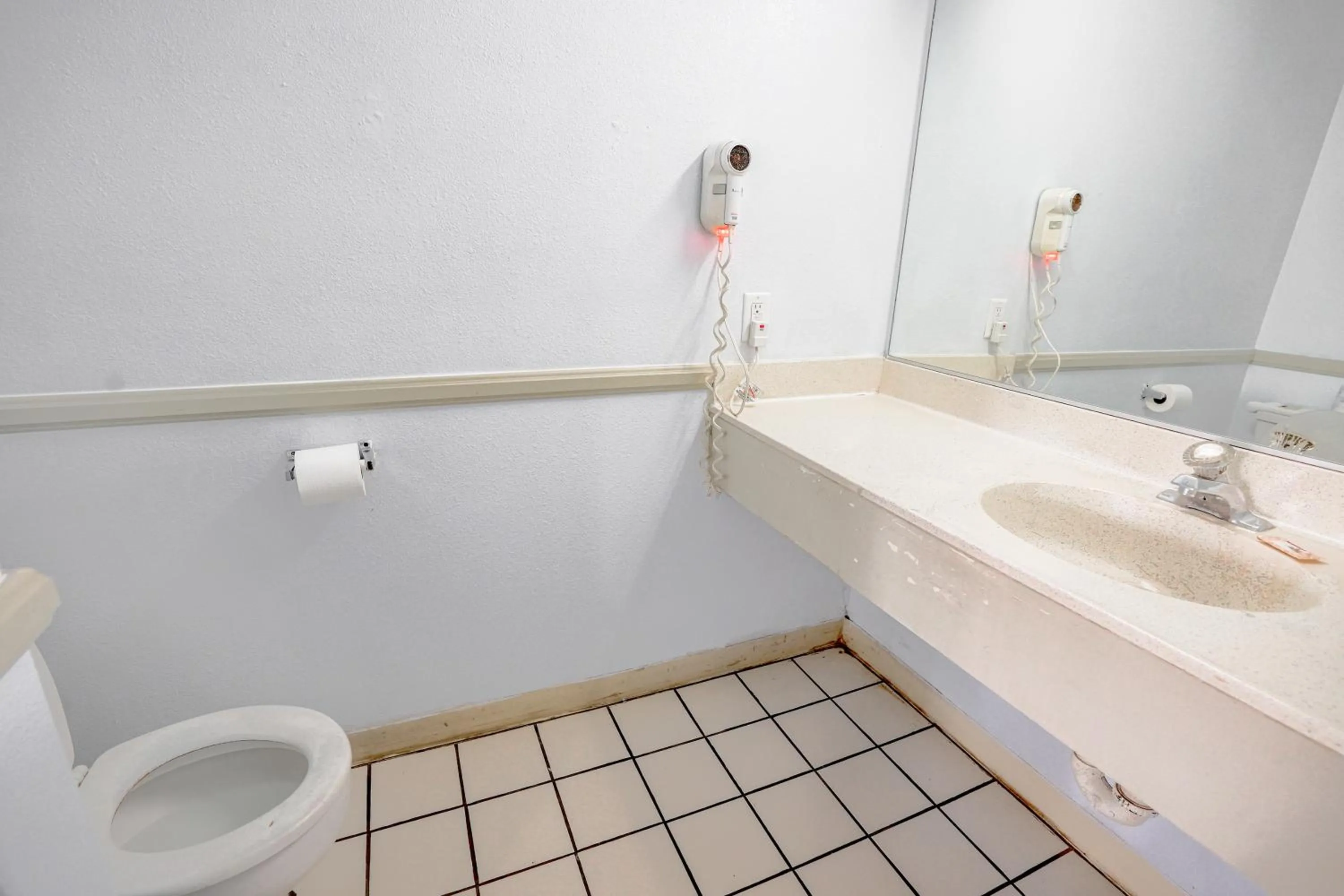 Bathroom in Day & Night Inn