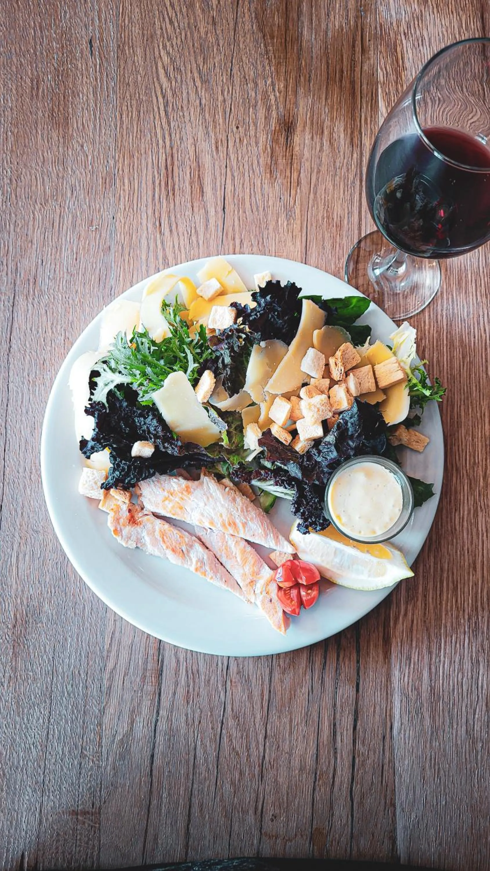 Restaurant/places to eat in Fuente Mayor Hotel & Casino