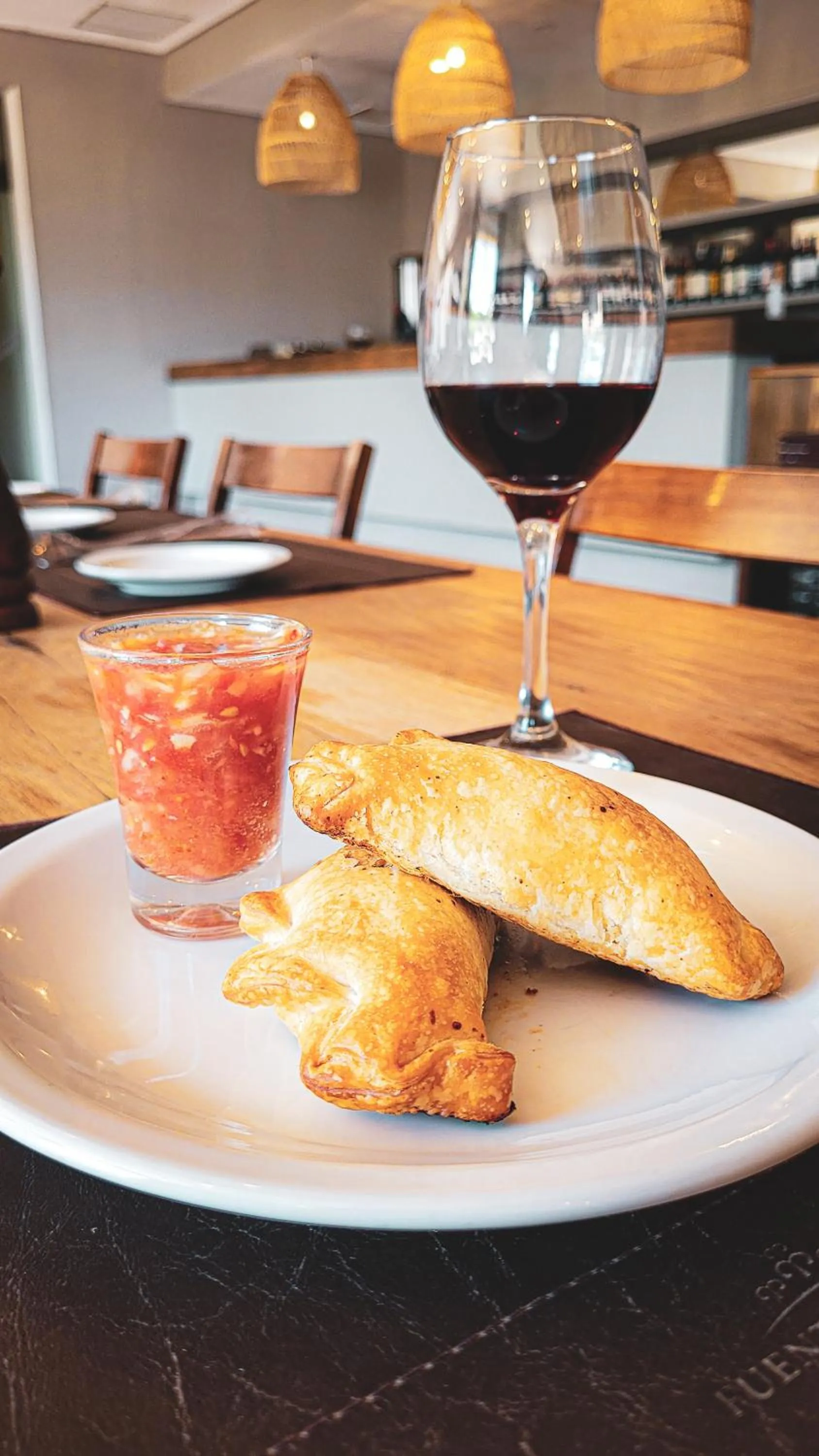 Restaurant/places to eat in Fuente Mayor Hotel & Casino