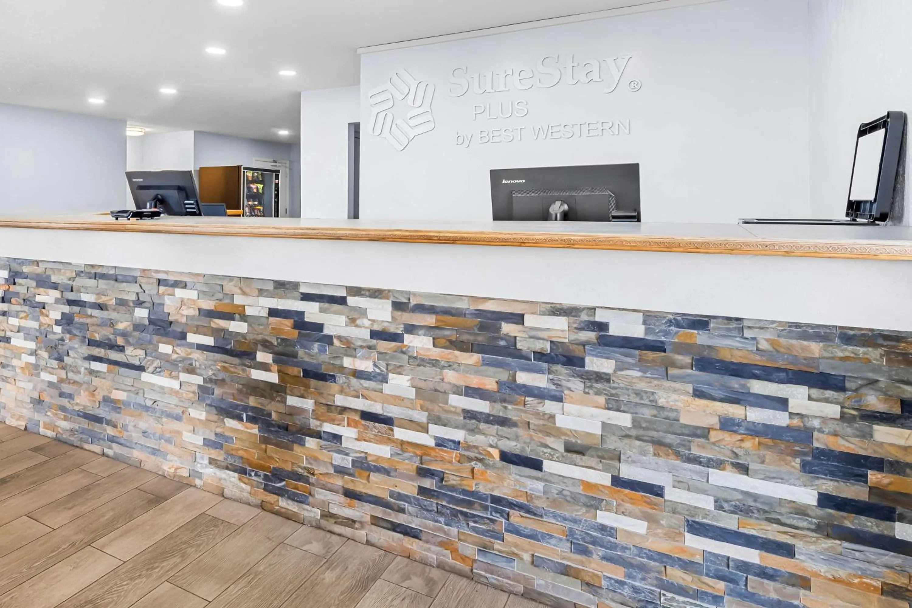 Lobby or reception in SureStay Plus by Best Western Beaumont