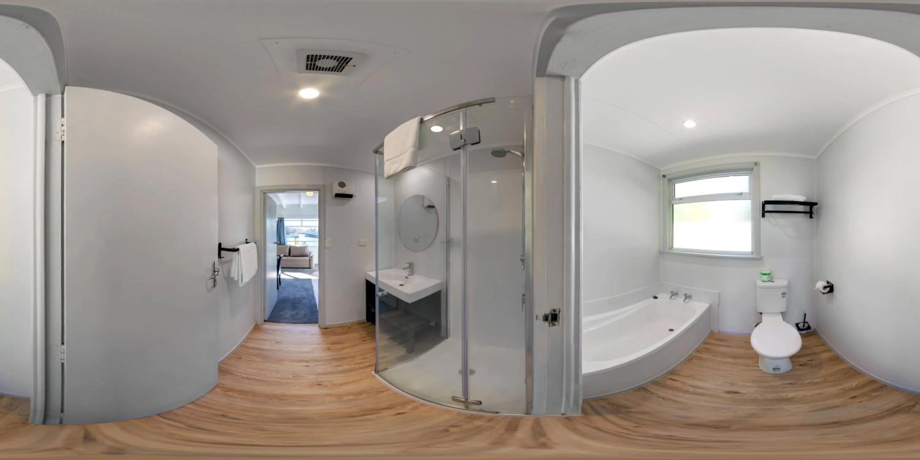 Shower in Hideaway of Rotorua