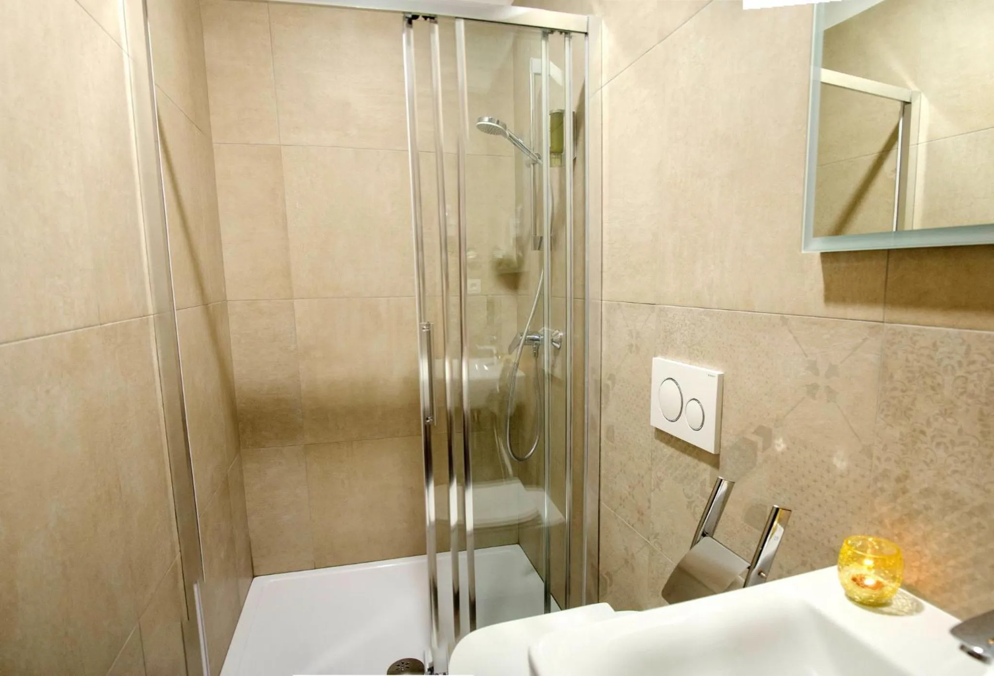 Shower in San Martino Rooms