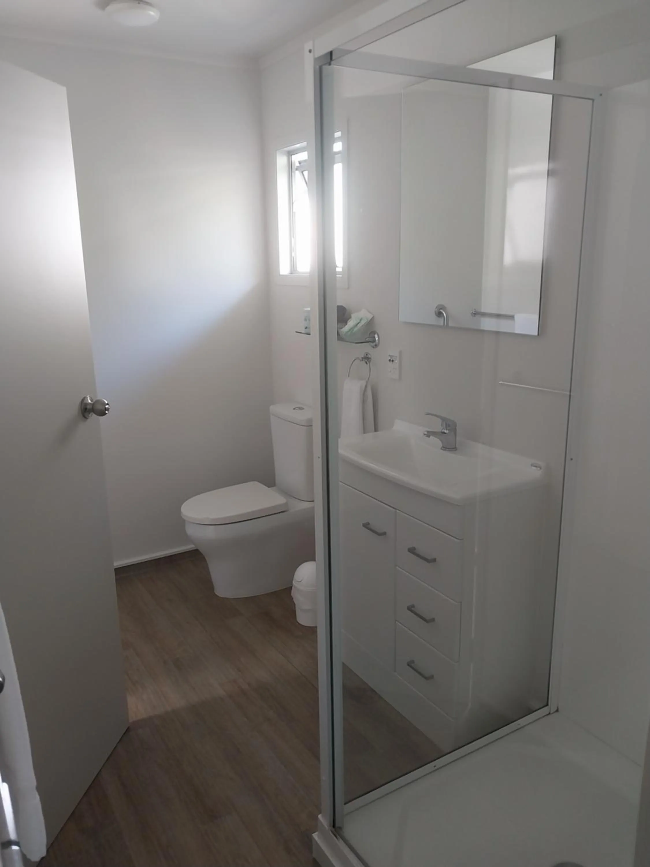 Bathroom in Bayview Motel