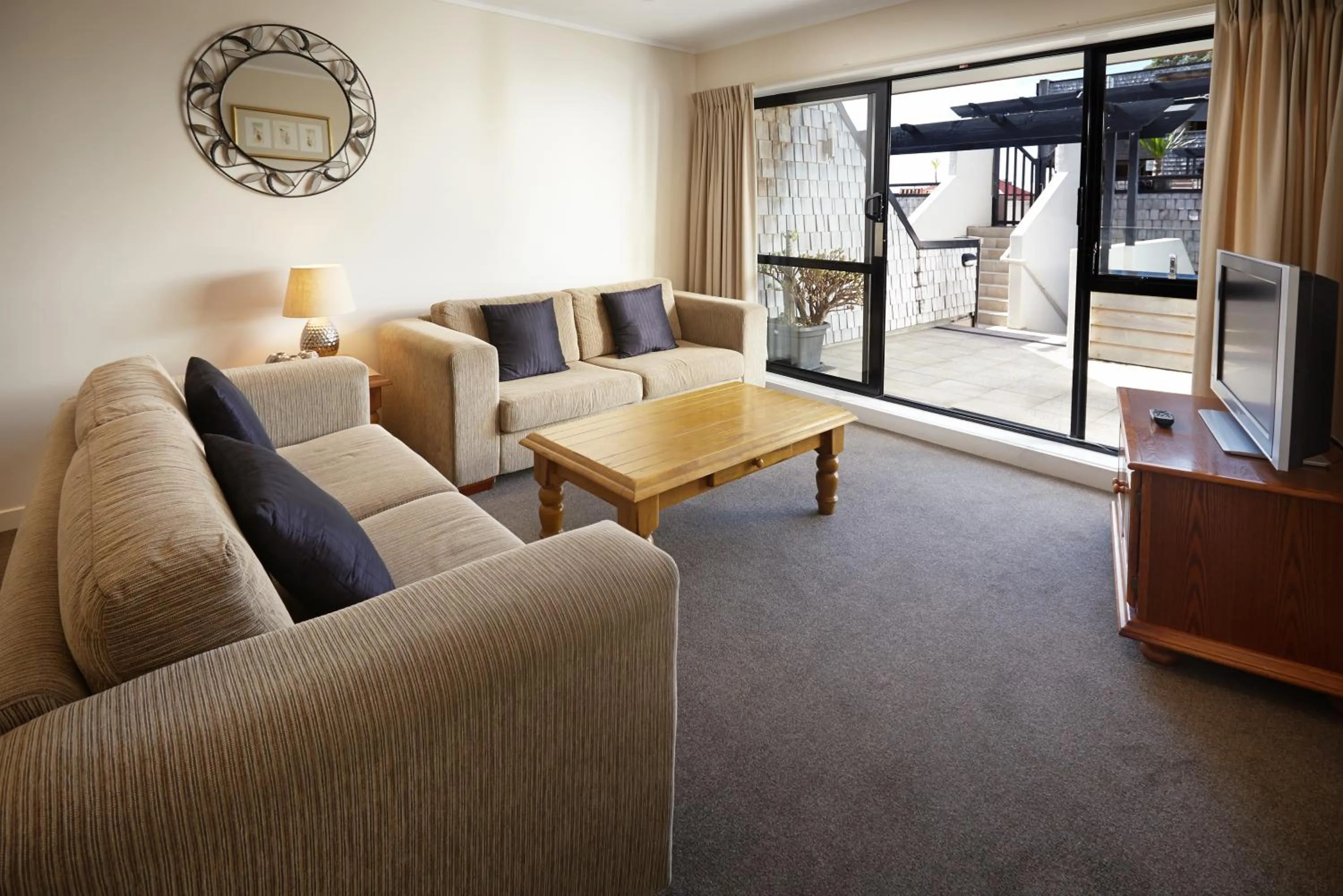Balcony/Terrace in Pioneer Waterfront Apartments