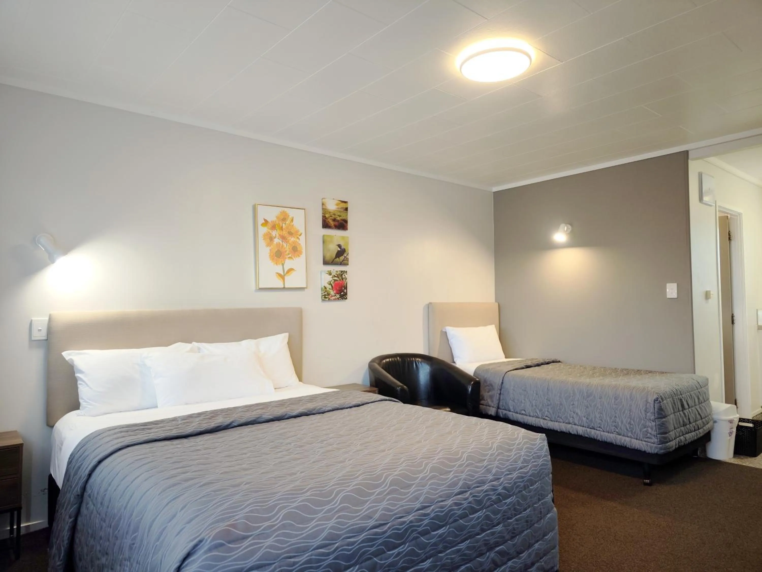 Bed in Continental Motel