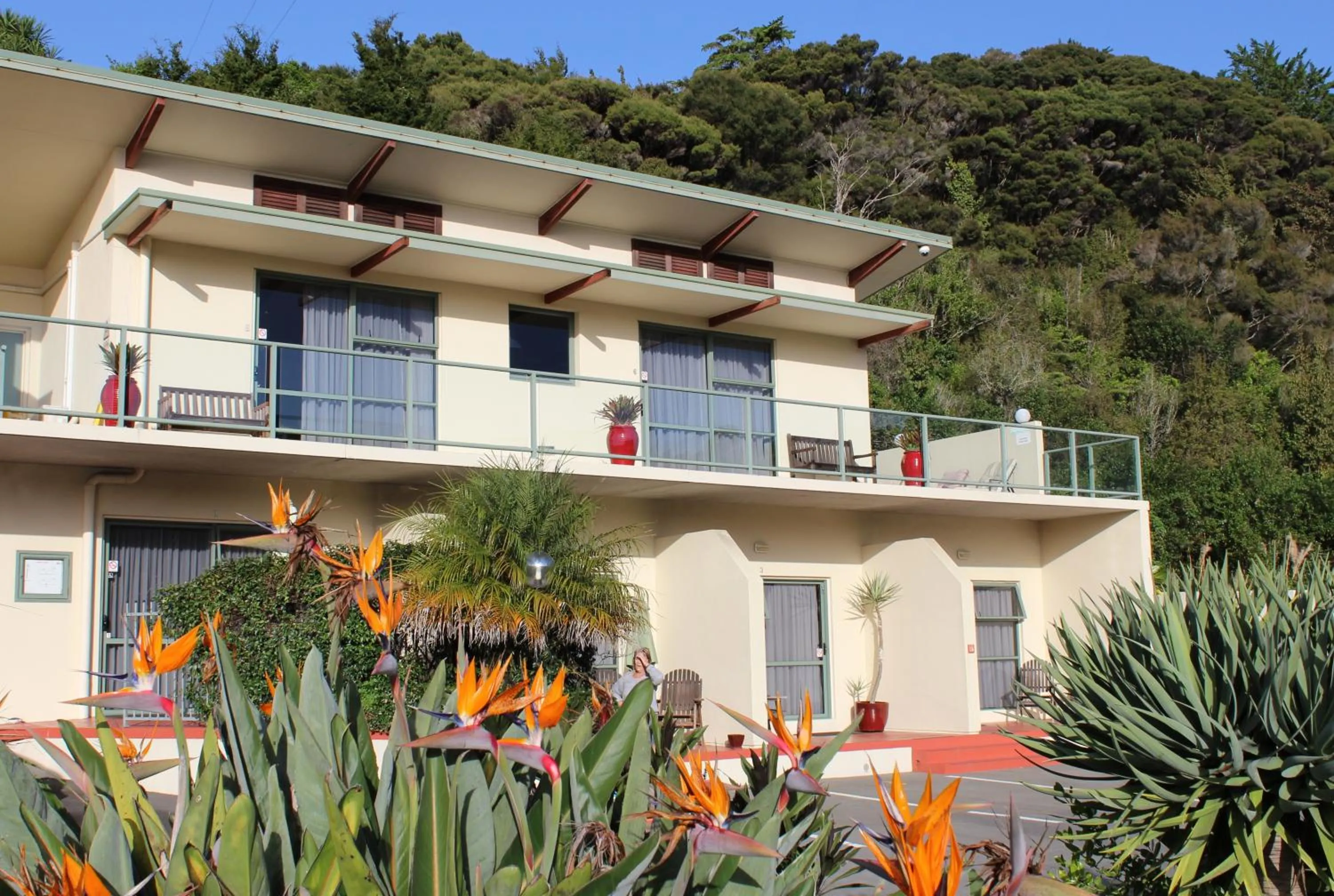Property building in Bay of Islands Gateway Motel & Apartments