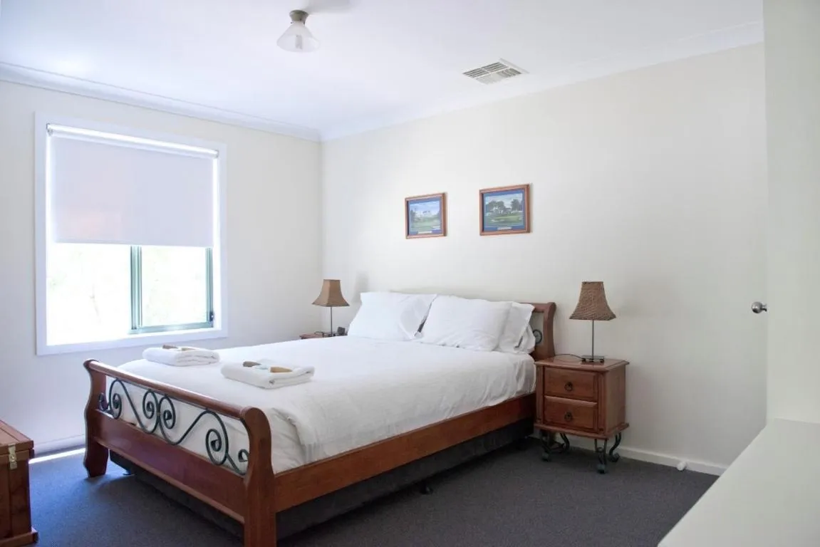 Bed in Kangaroo Valley Golf and Country Retreat