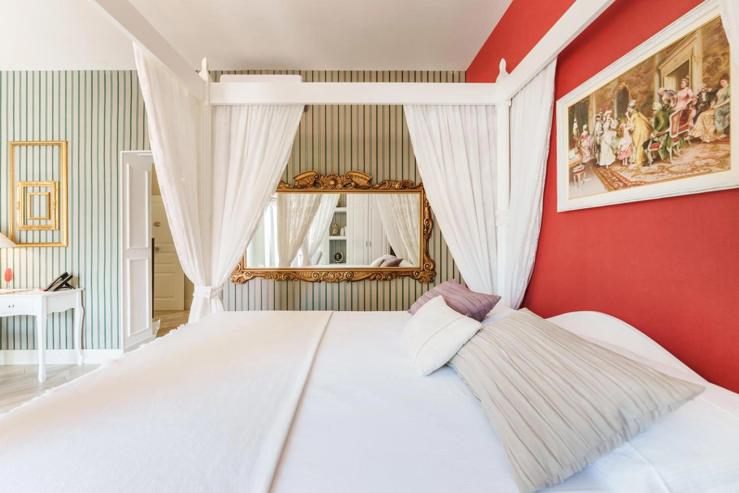 Bed in It's Room Naples