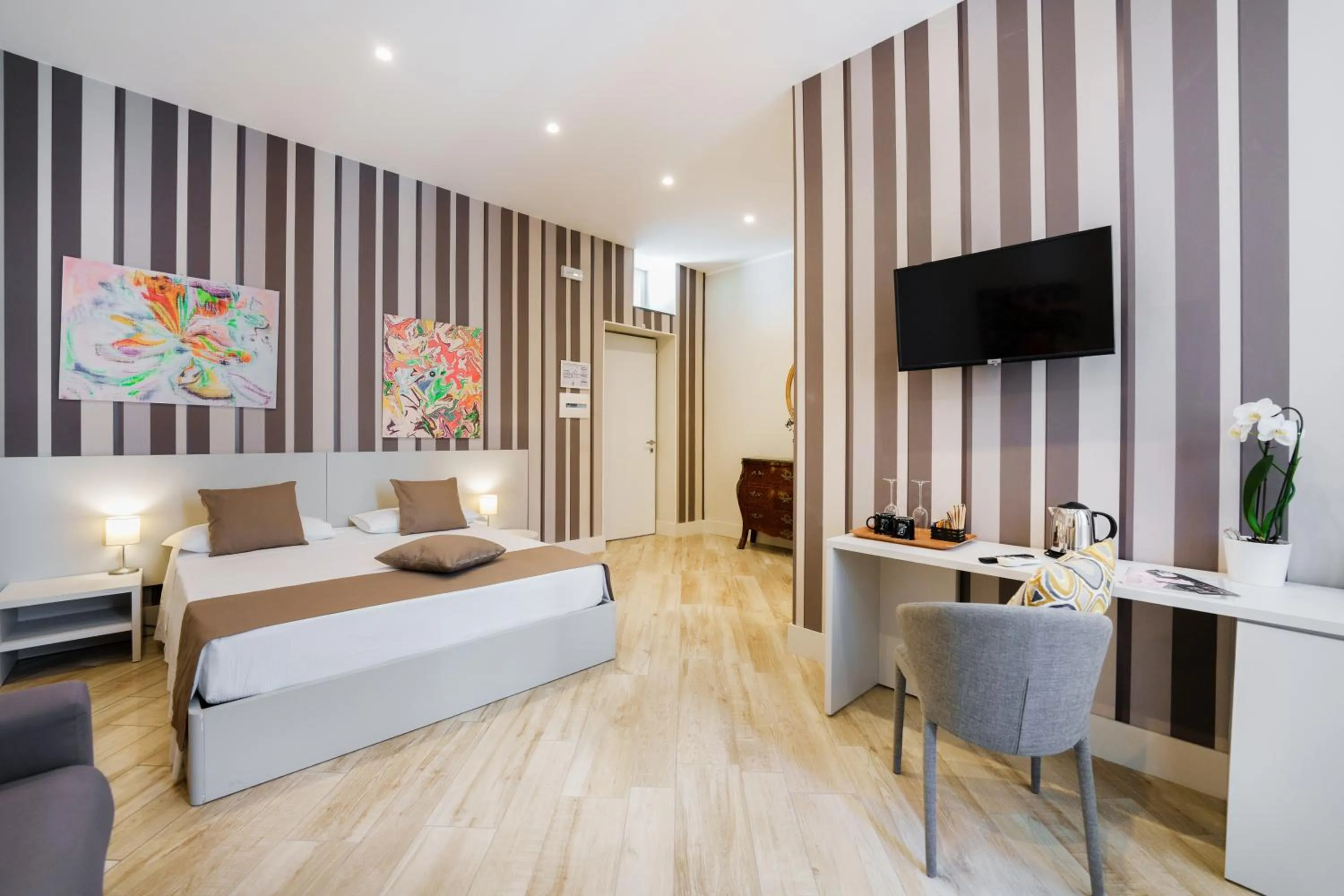 Bed in It's Room Naples