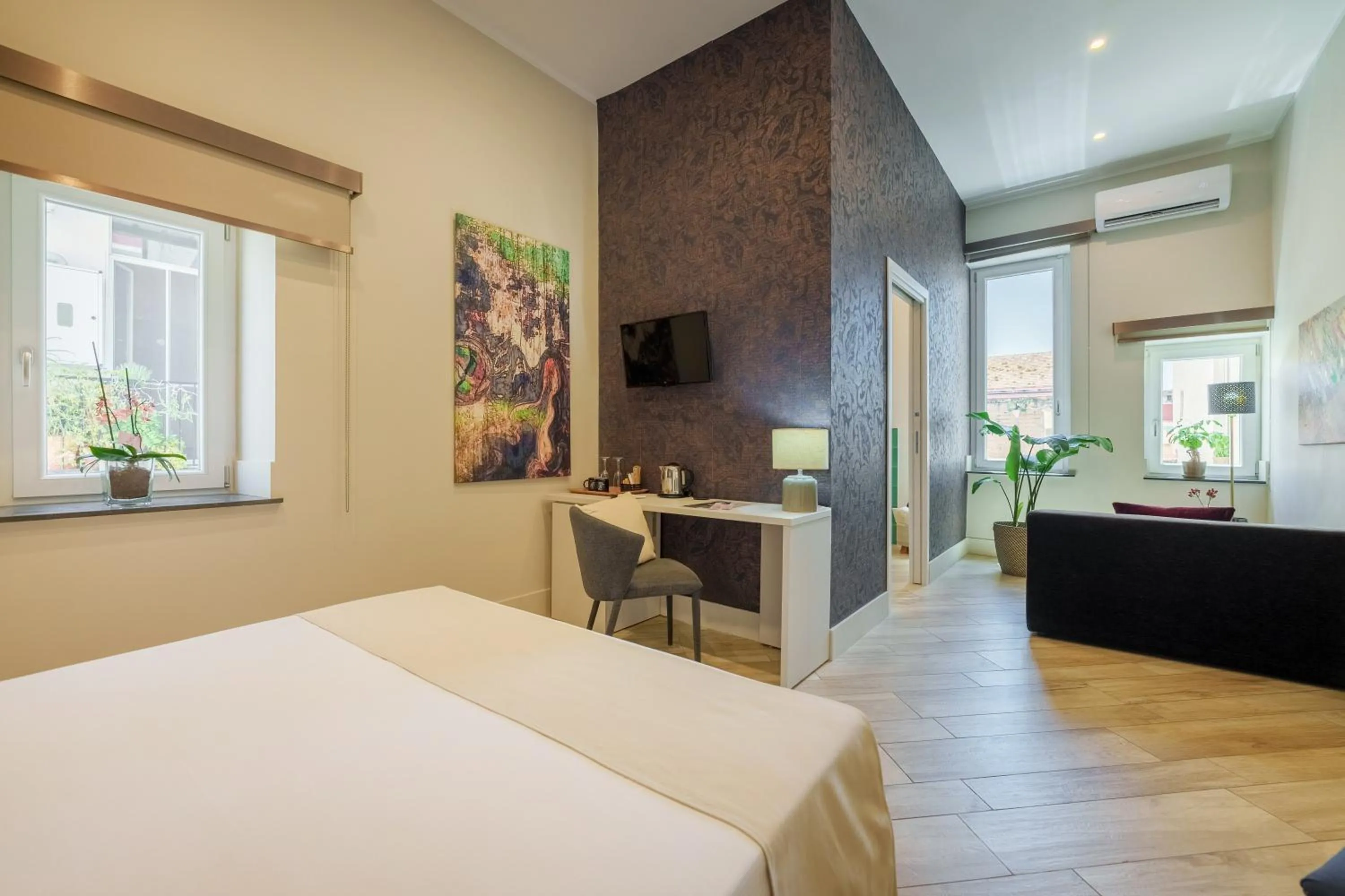 Bed in It's Room Naples