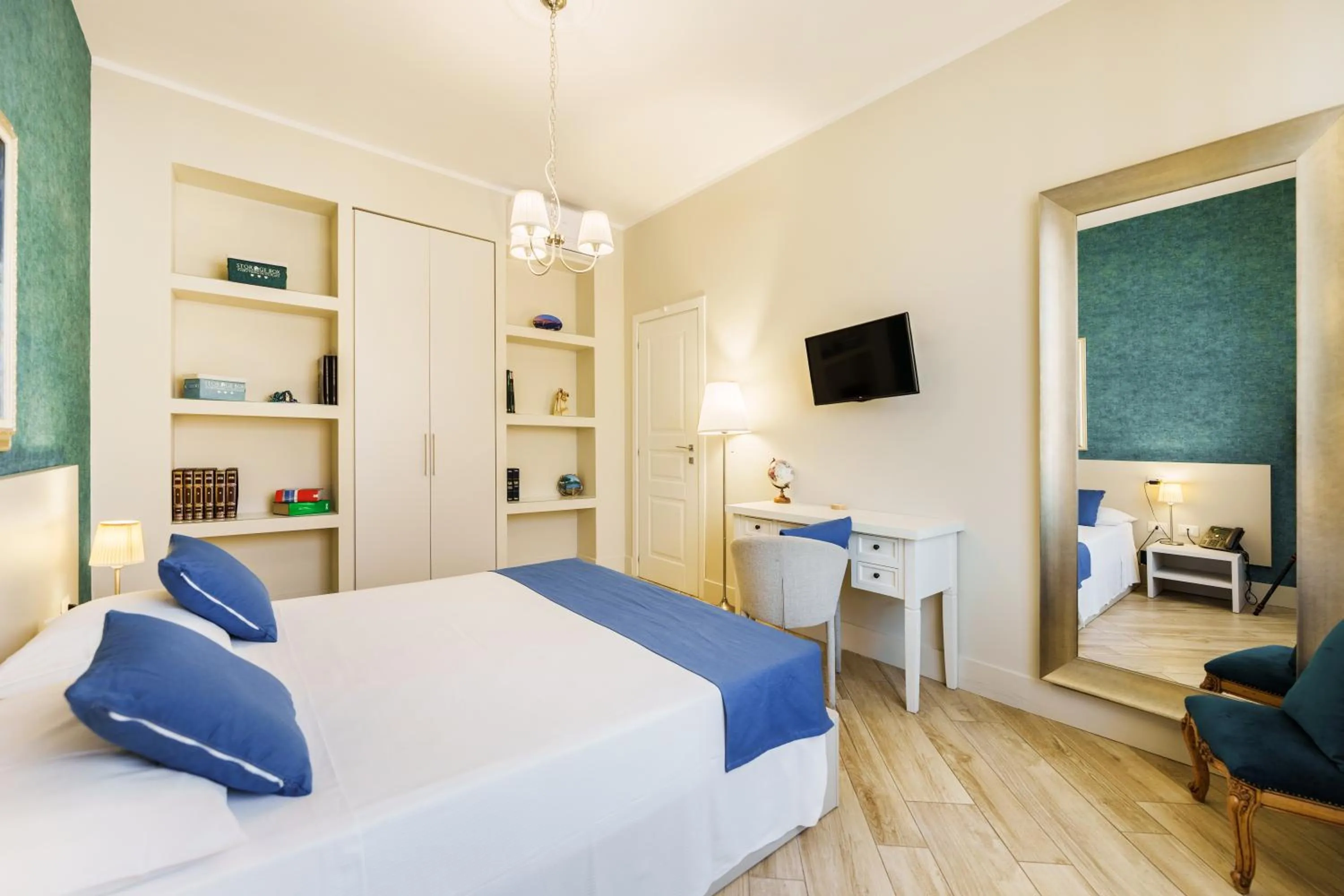 Bed in It's Room Naples