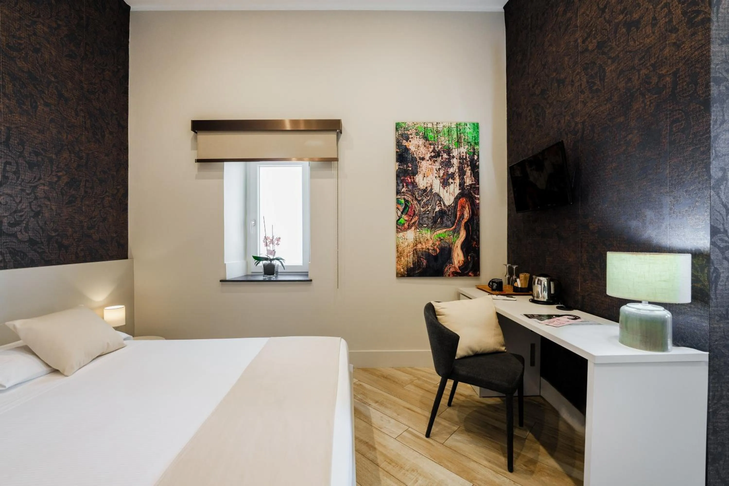 Bed in It's Room Naples