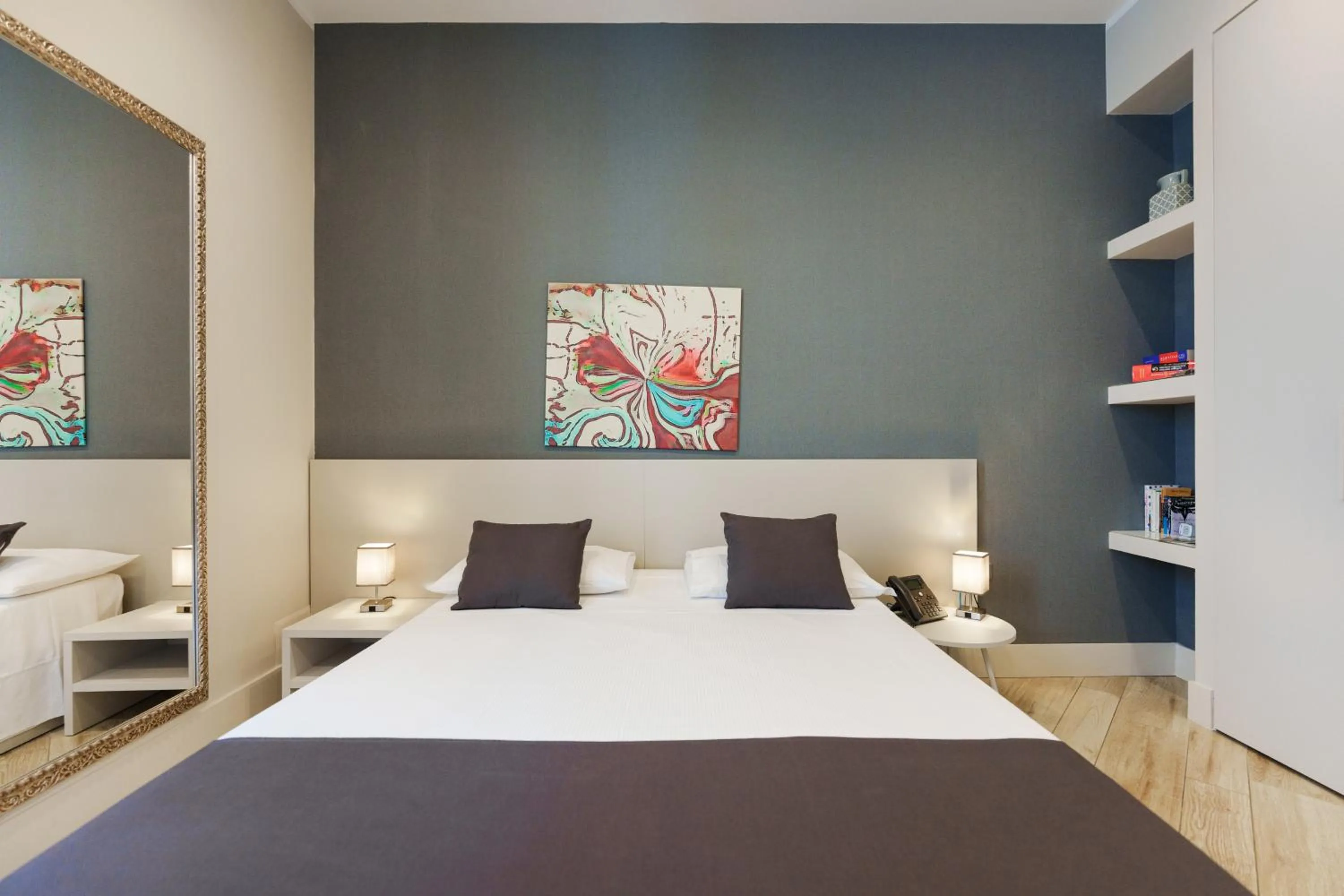 Bedroom, Bed in It's Room Naples