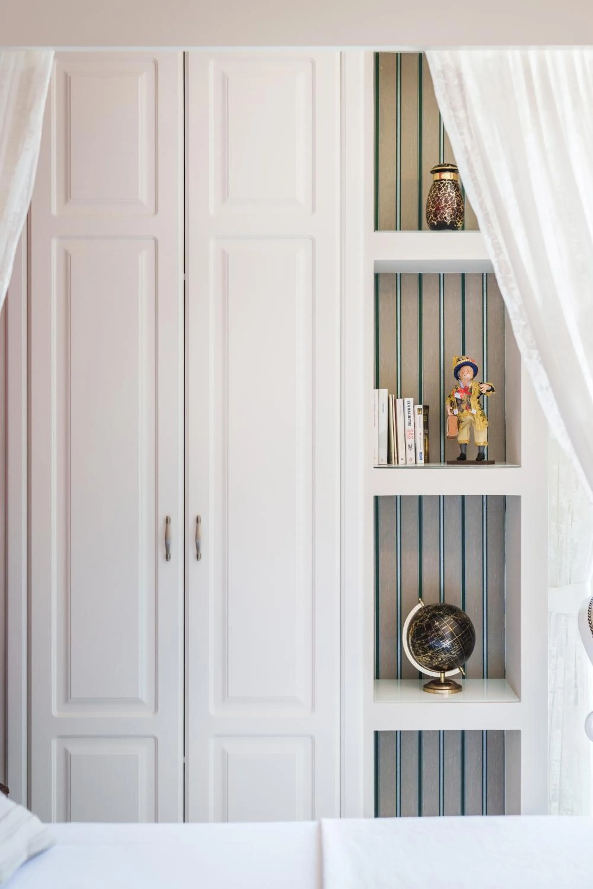 Bed in It's Room Naples