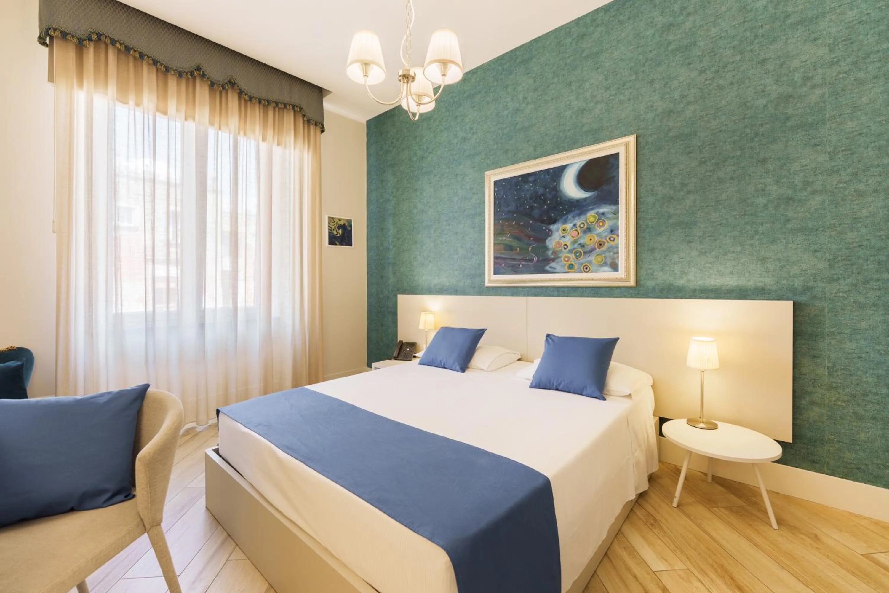 Bed in It's Room Naples