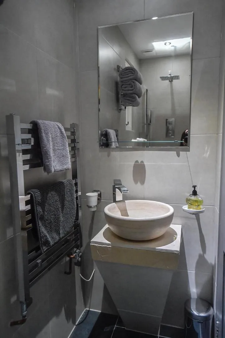 Bathroom in the kingsbury 7even 8ight