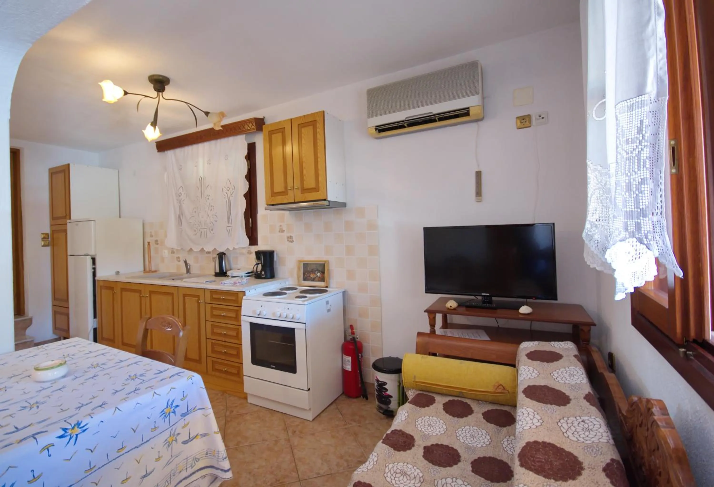 TV and multimedia, Bed in Pelagos Villas