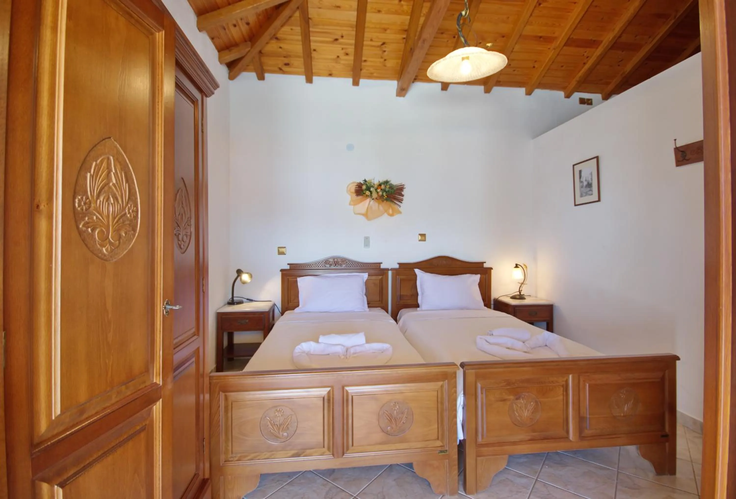 Bedroom, Bed in Pelagos Villas