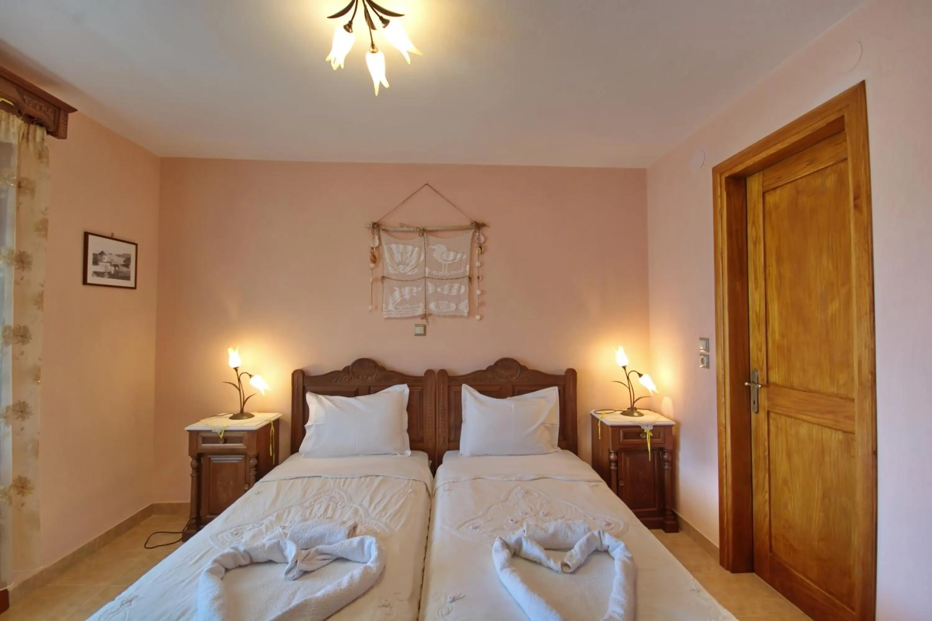 Bedroom, Bed in Pelagos Villas