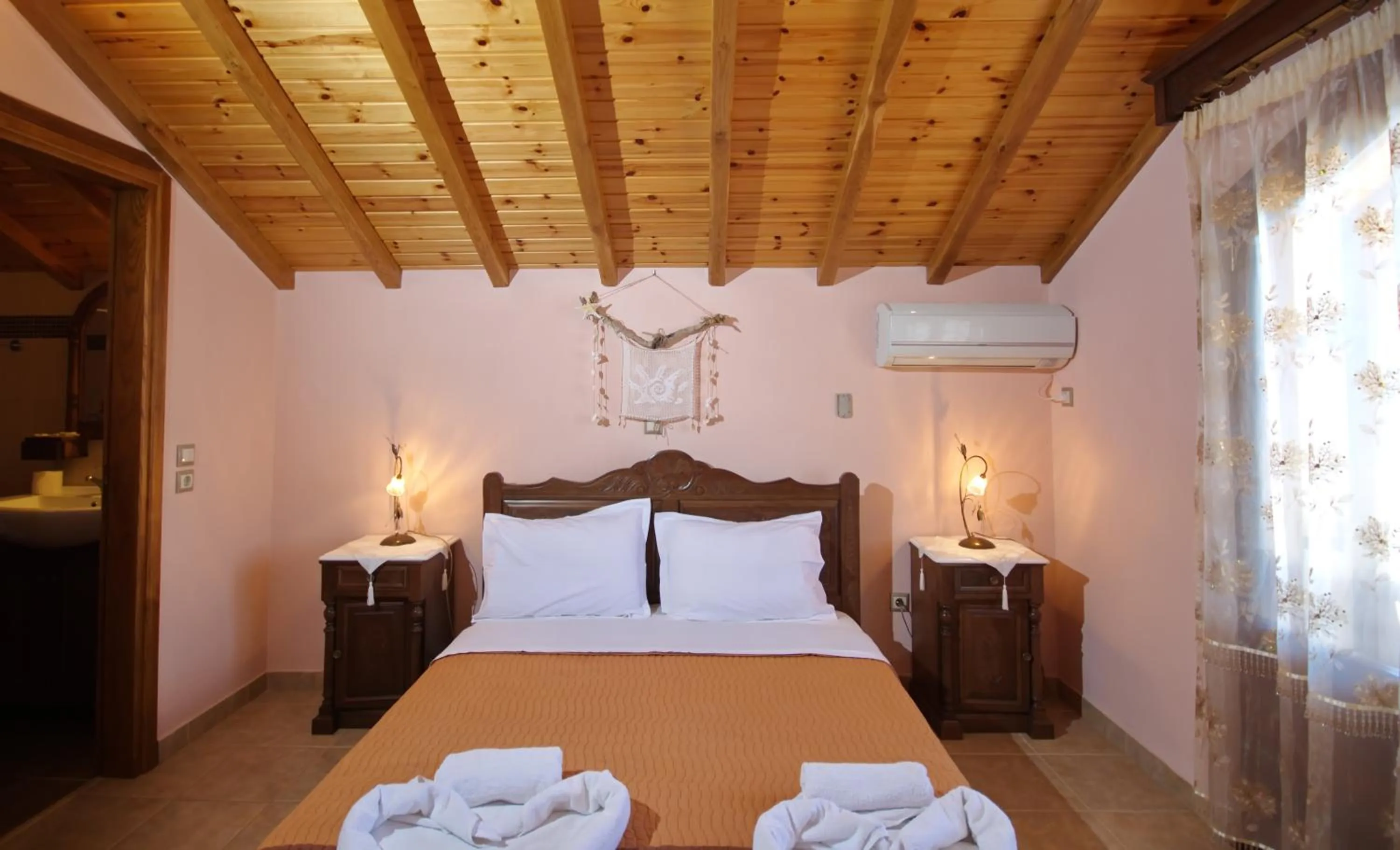 Bedroom, Bed in Pelagos Villas